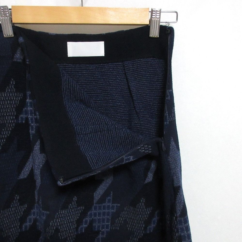 Other Other Mame Kurogouchi Houndstooth Knitted Skirt Others Skirts MM23PS-KN725 DUTY FREE for USA Size ONE SIZE - 3 Thumbnail