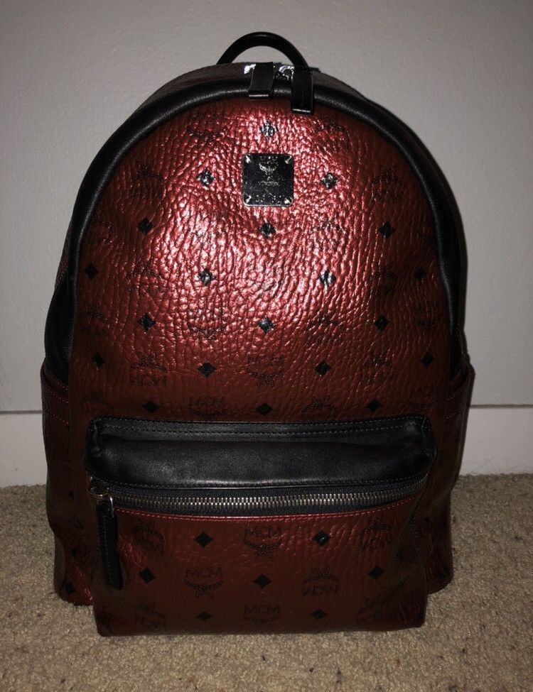 Metallic scooter red mcm bag hotsell