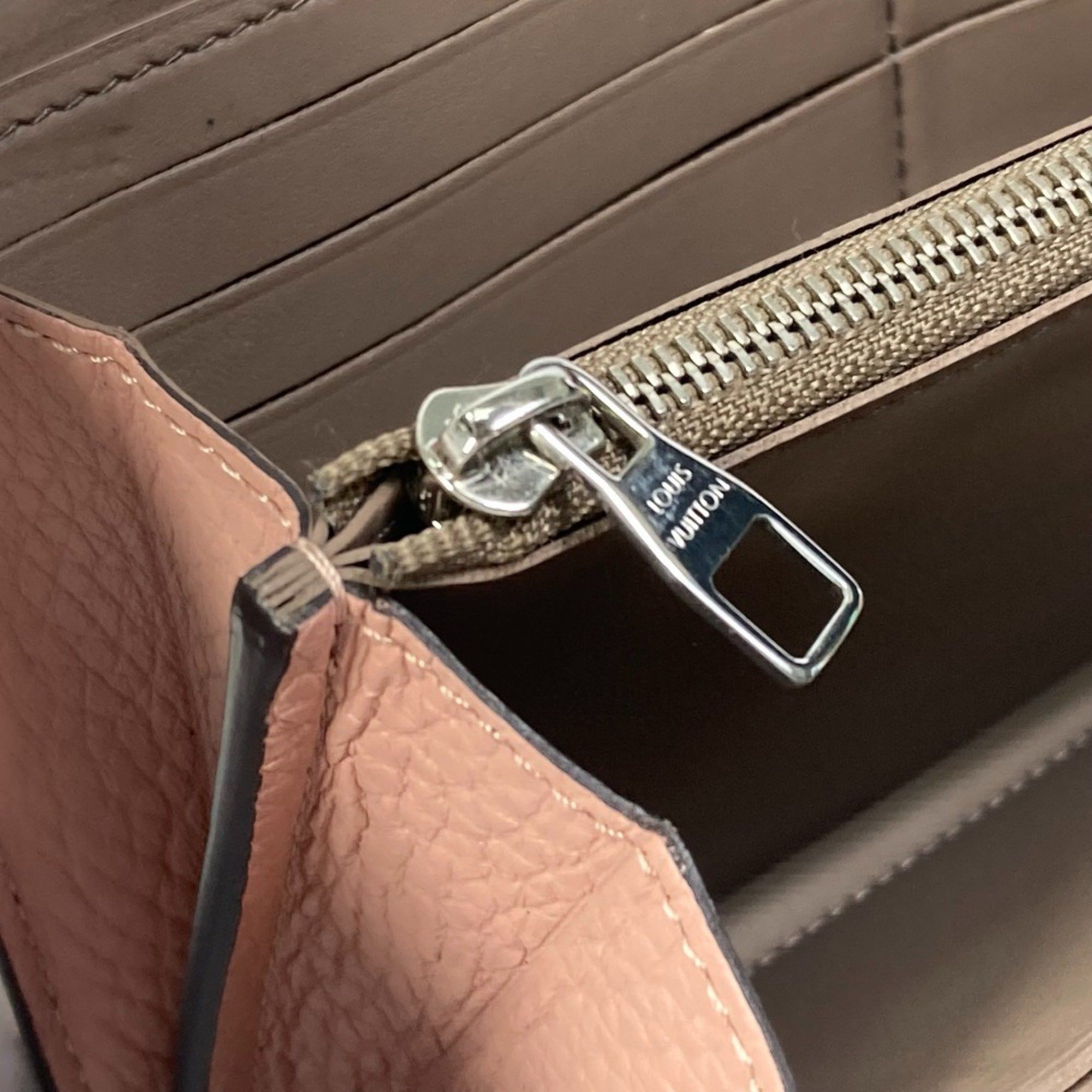 Louis Vuitton LOUIS VUITTON M63103 Portefeuille Comete L-shaped zipper long wallet in Taurillon leather, women's, pink Size ONE SIZE - 7 Thumbnail