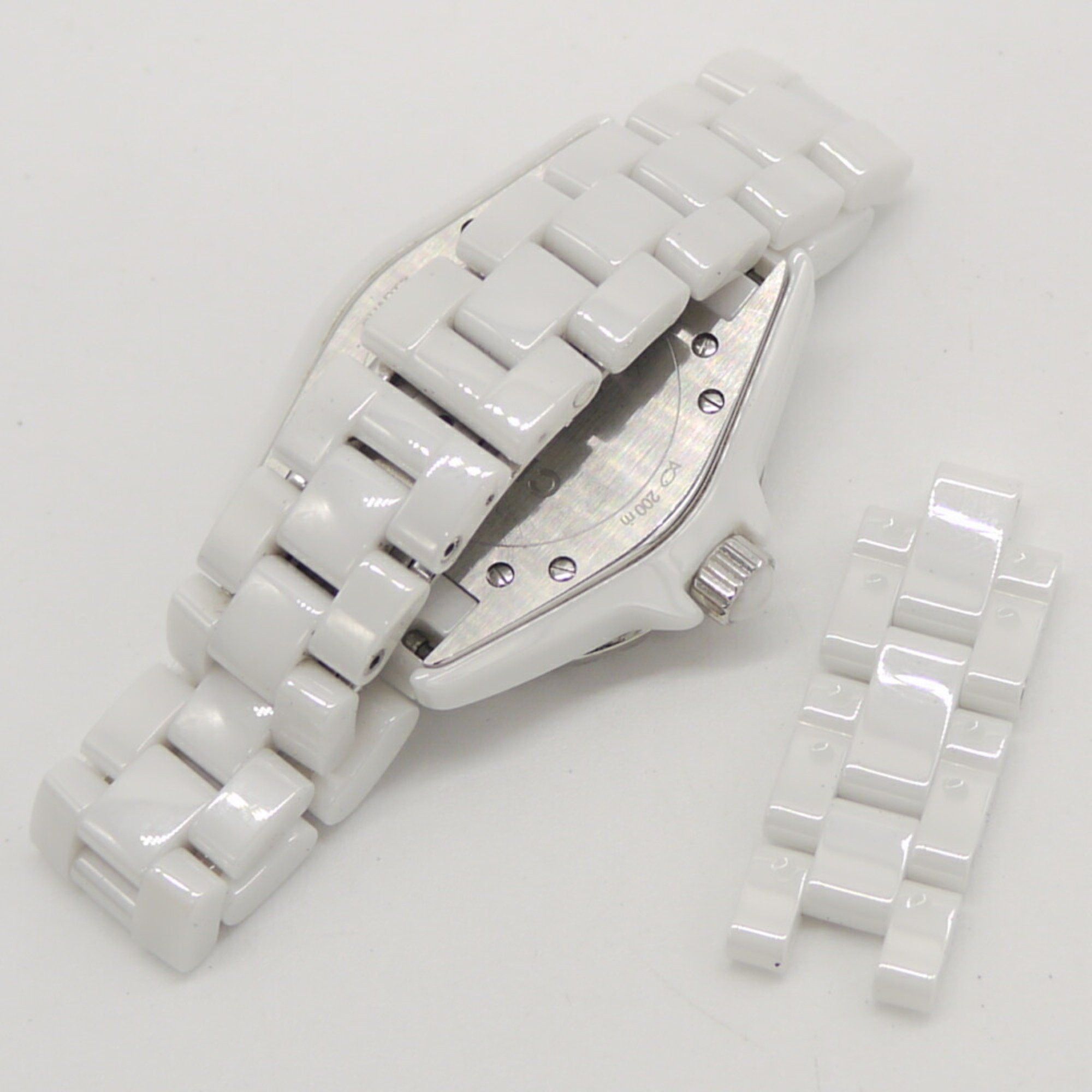 Chanel CHANEL J12 White Ceramic Quartz Watch with Dial H0968 Size ONE SIZE - 8 Thumbnail