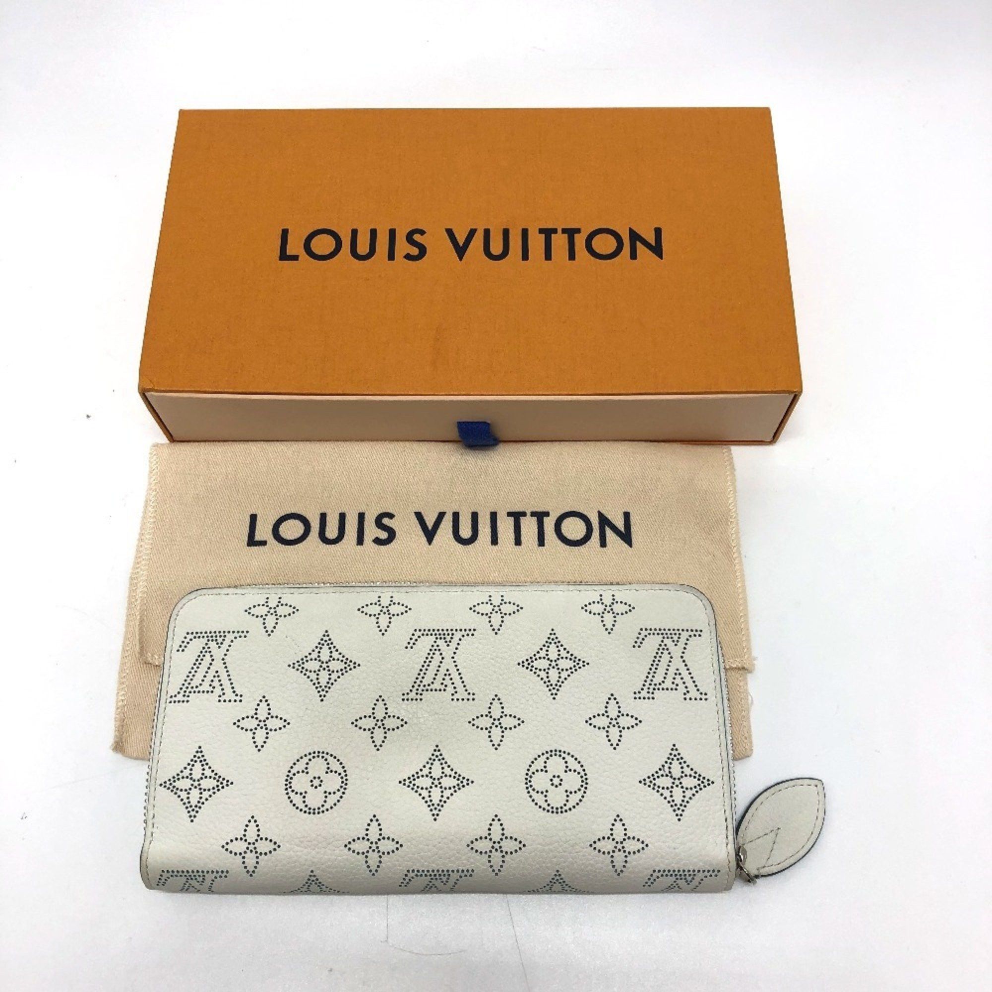 Louis Vuitton LOUIS VUITTON M69215 Monogram Mahina Zippy Wallet, Round Zip Long Women's, Snow Blue Orange, White, Like New Size ONE SIZE - 18 Thumbnail