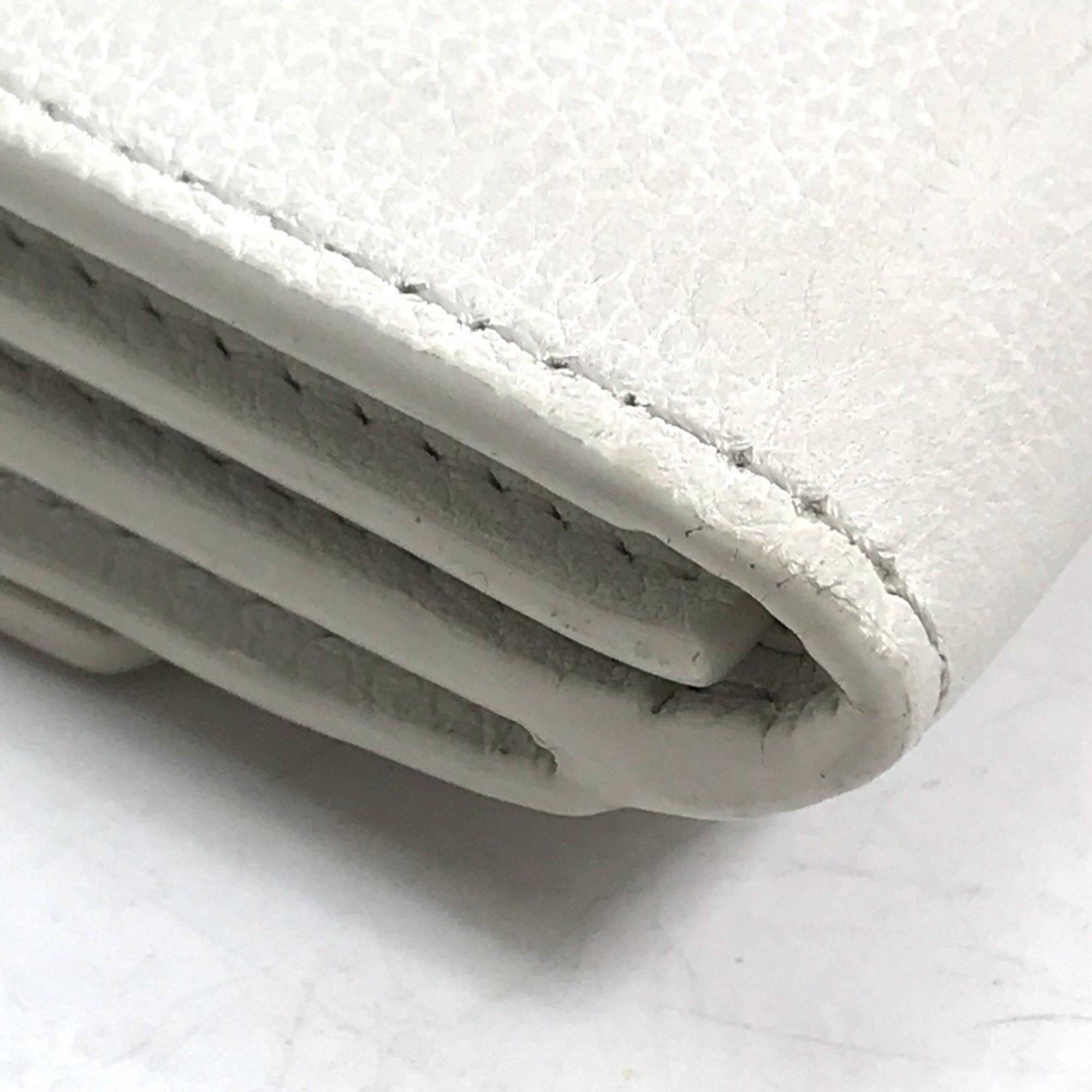 Louis Vuitton LOUIS VUITTON M68482 Portefeuille Lock Mini Compact Wallet, Tri-fold Leather, Women's, White Size ONE SIZE - 14 Thumbnail