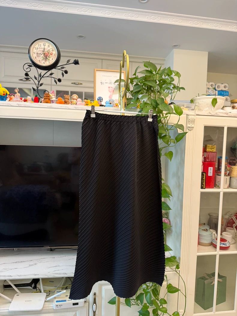 Issey Miyake Issey Miyake Pleated Black Skirt FG148 - dmc Size US 30 / EU 46 - 5 Thumbnail