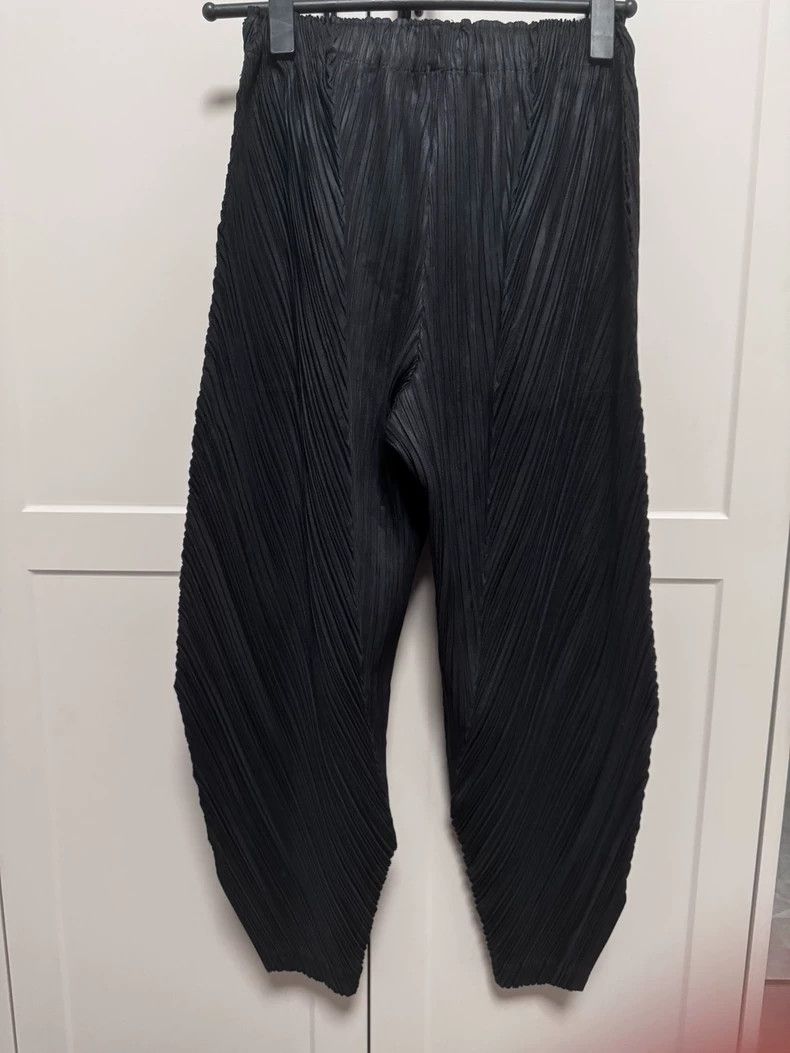 Issey Miyake Issey Miyake PP Series Pleated Black Pants - dmc Size US 26 / EU 42 - 2 Thumbnail