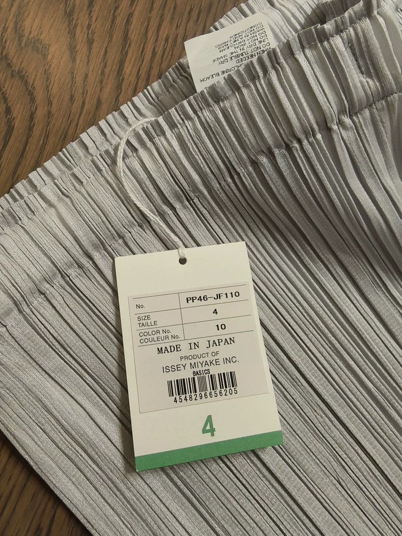 Issey Miyake Issey Miyake Pleats Please Cropped Pants - dmc Size US 30 / EU 46 - 3 Thumbnail
