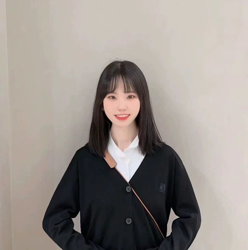 Loewe Loewe Black V-Neck Button Cardigan - dmc Size US L / EU 52-54 / 3 - 5 Thumbnail