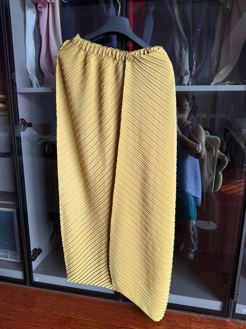 Issey Miyake Issey Miyake Pleated Mainline Skirt FG159 - dmc Size US 30 / EU 46 - 2 Thumbnail