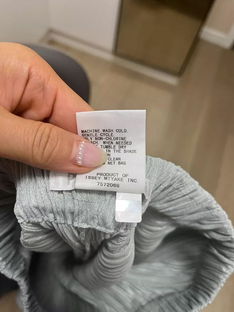 Issey Miyake Issey Miyake Pleated Wide-Leg Pants - dmc Size US 30 / EU 46 - 7 Thumbnail