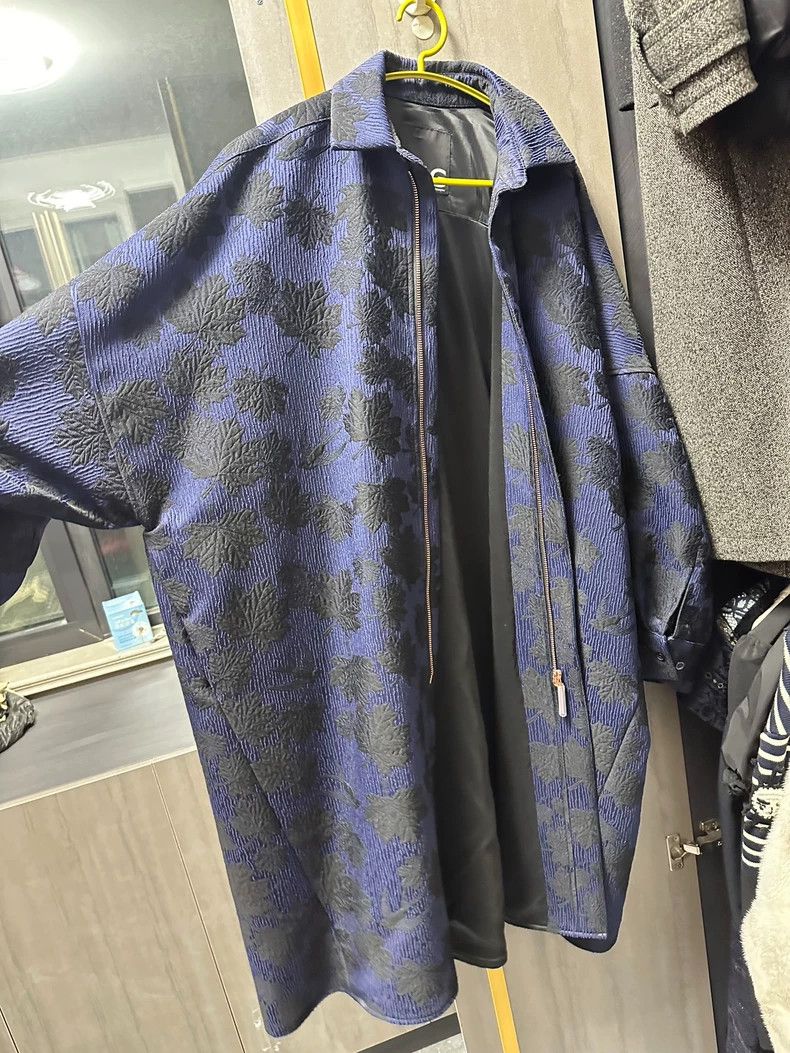 Givenchy Givenchy Long Embroidered Coat - dmc Size US M / EU 48-50 / 2 - 5 Thumbnail