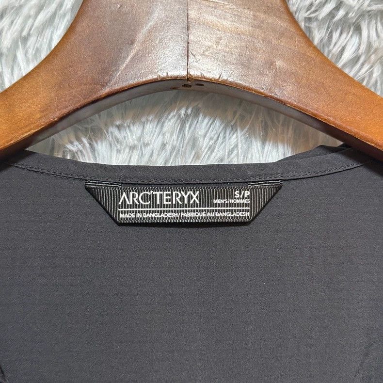 Arc'teryx Arcteryx Squamish Hoody Black Jacket Size US S / EU 44-46 / 1 - 4 Thumbnail