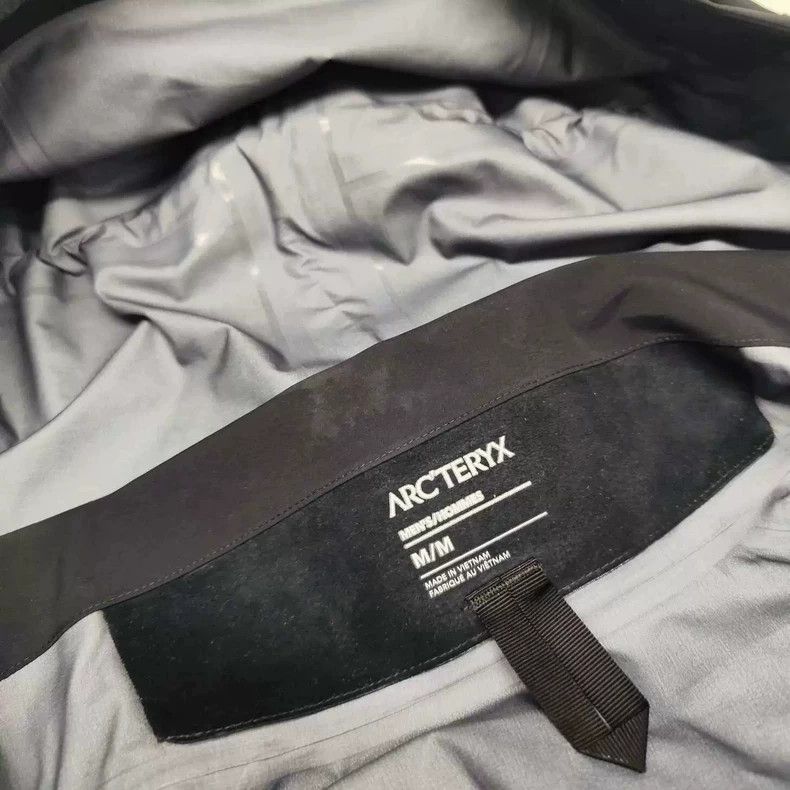 Arc'teryx Arc'teryx Beta AR Hard Shell Jacket Size US M / EU 48-50 / 2 - 9 Thumbnail