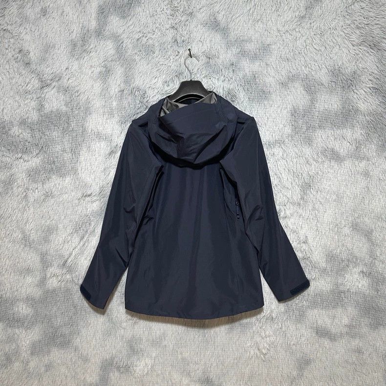 Arc'teryx Arcteryx Beta LT Hooded Jacket Size US S / EU 44-46 / 1 - 2 Thumbnail