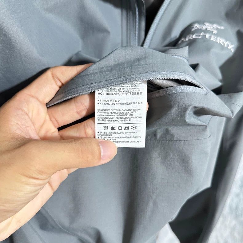 Arc'teryx Arcteryx Zeta SL Hooded Jacket Size US L / EU 52-54 / 3 - 6 Thumbnail