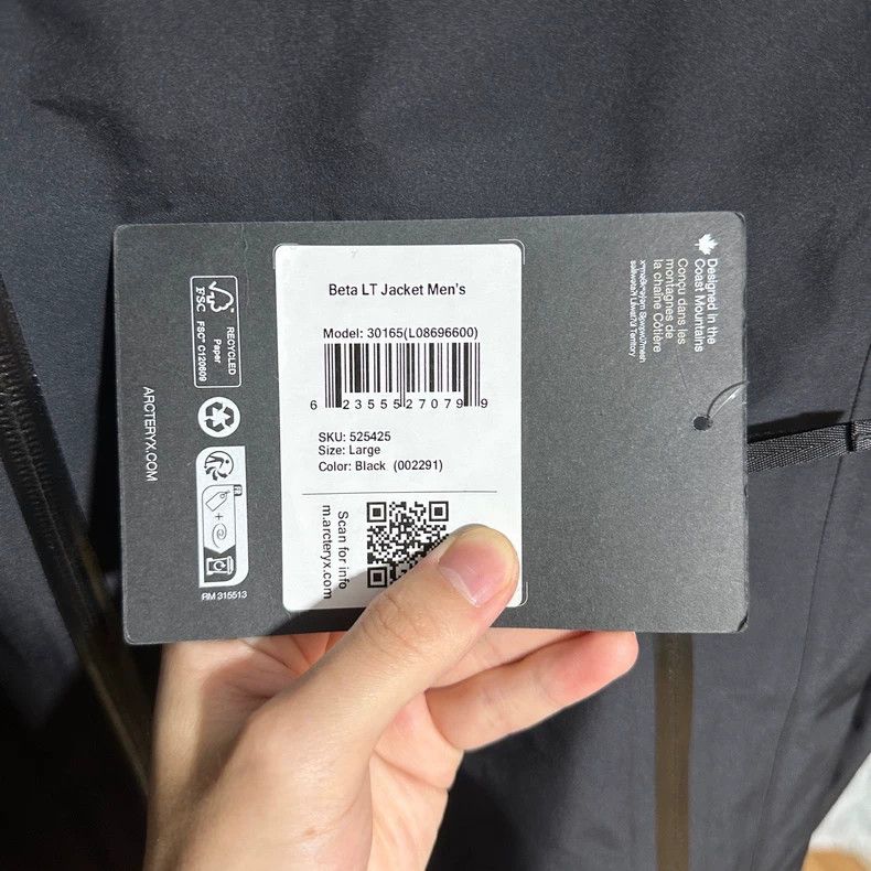 Arc'teryx Arcteryx Beta LT Hooded Jacket Size US L / EU 52-54 / 3 - 5 Thumbnail