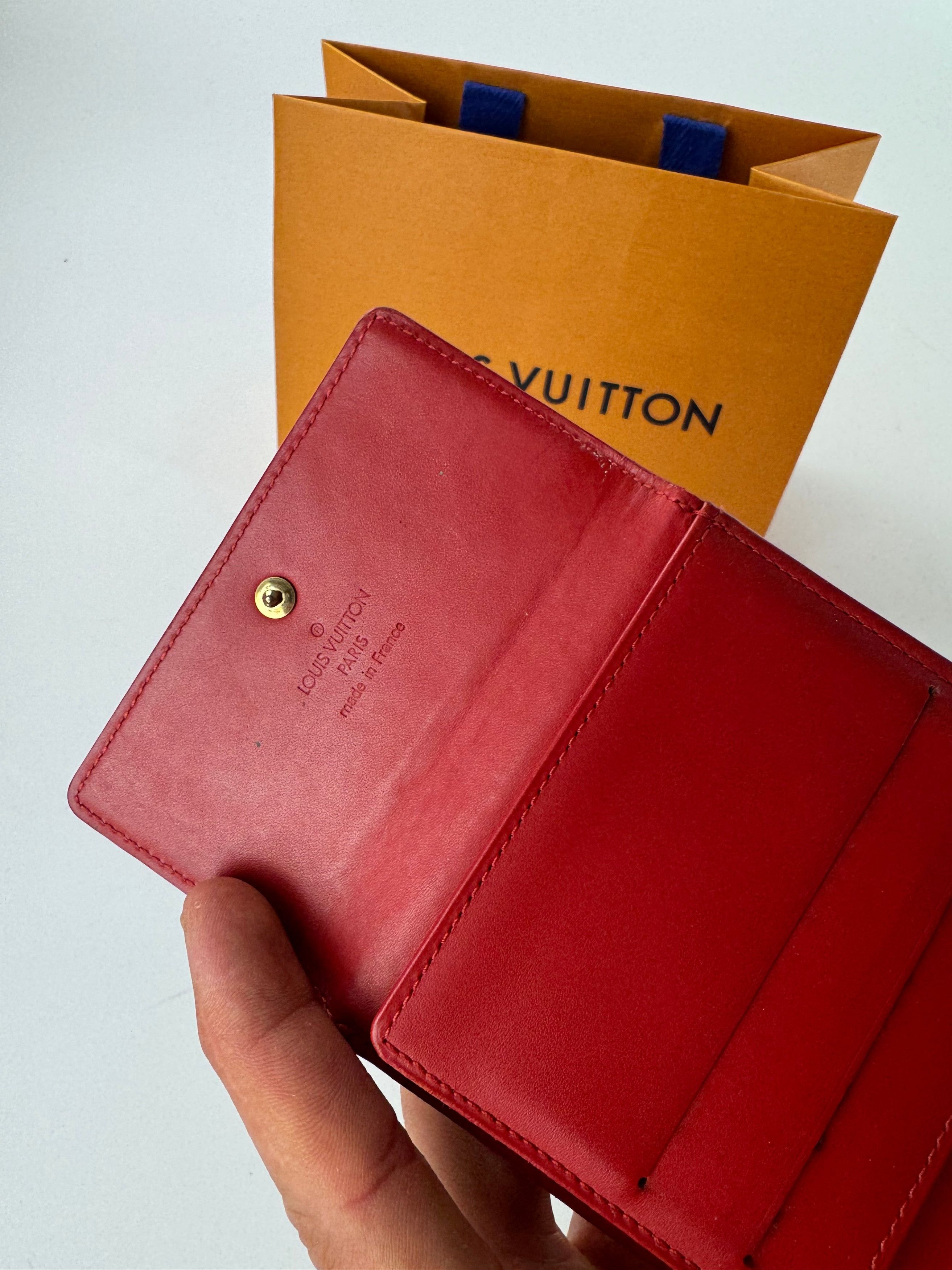 Louis Vuitton Vintage Vernis Leather Wallet red Size ONE SIZE - 10 Thumbnail