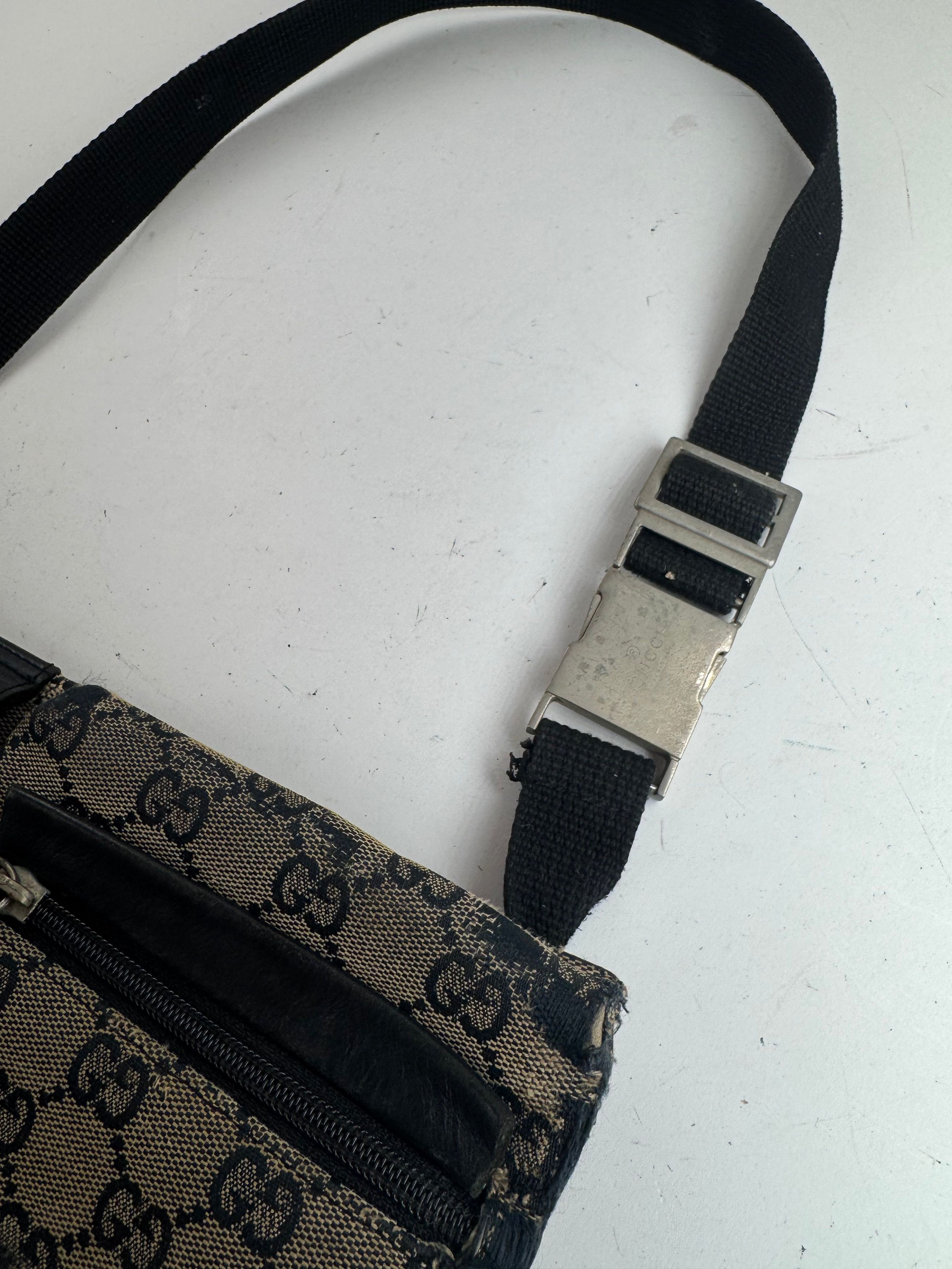 Gucci Vintage Belt / Crossbody Bag Grey brown monogram Size ONE SIZE - 4 Thumbnail