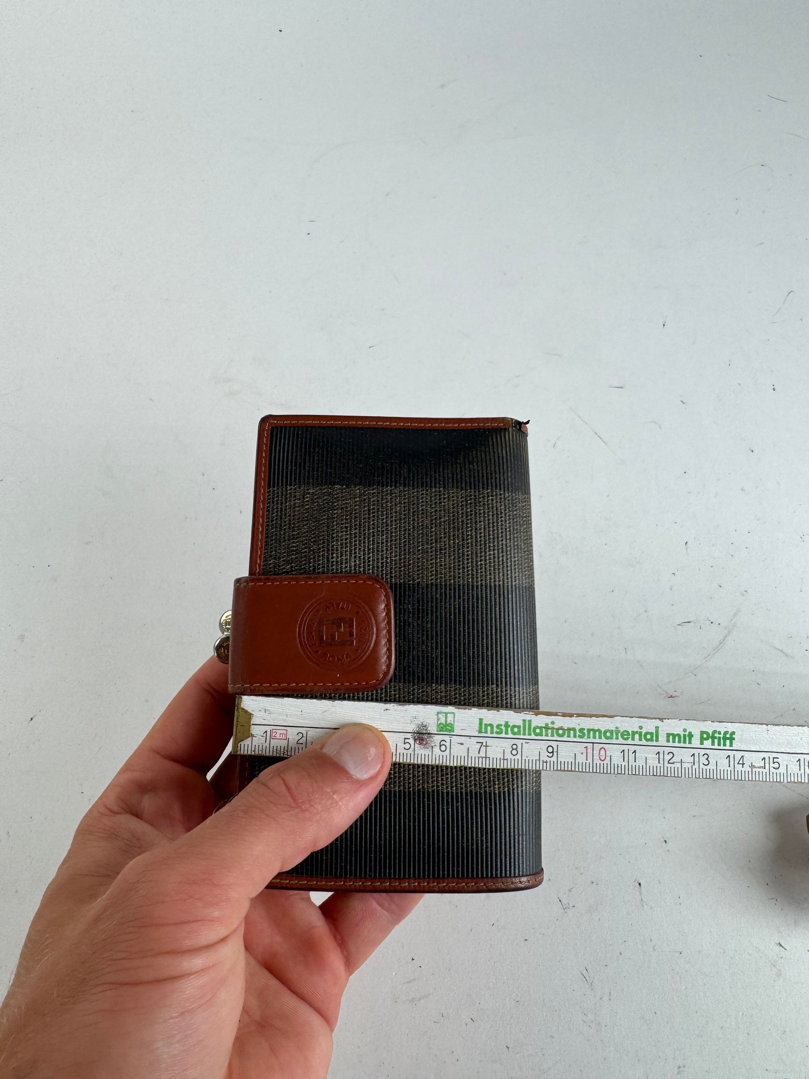 Fendi Vintage Roma Striped Leather wallet brown black grey Size ONE SIZE - 12 Thumbnail
