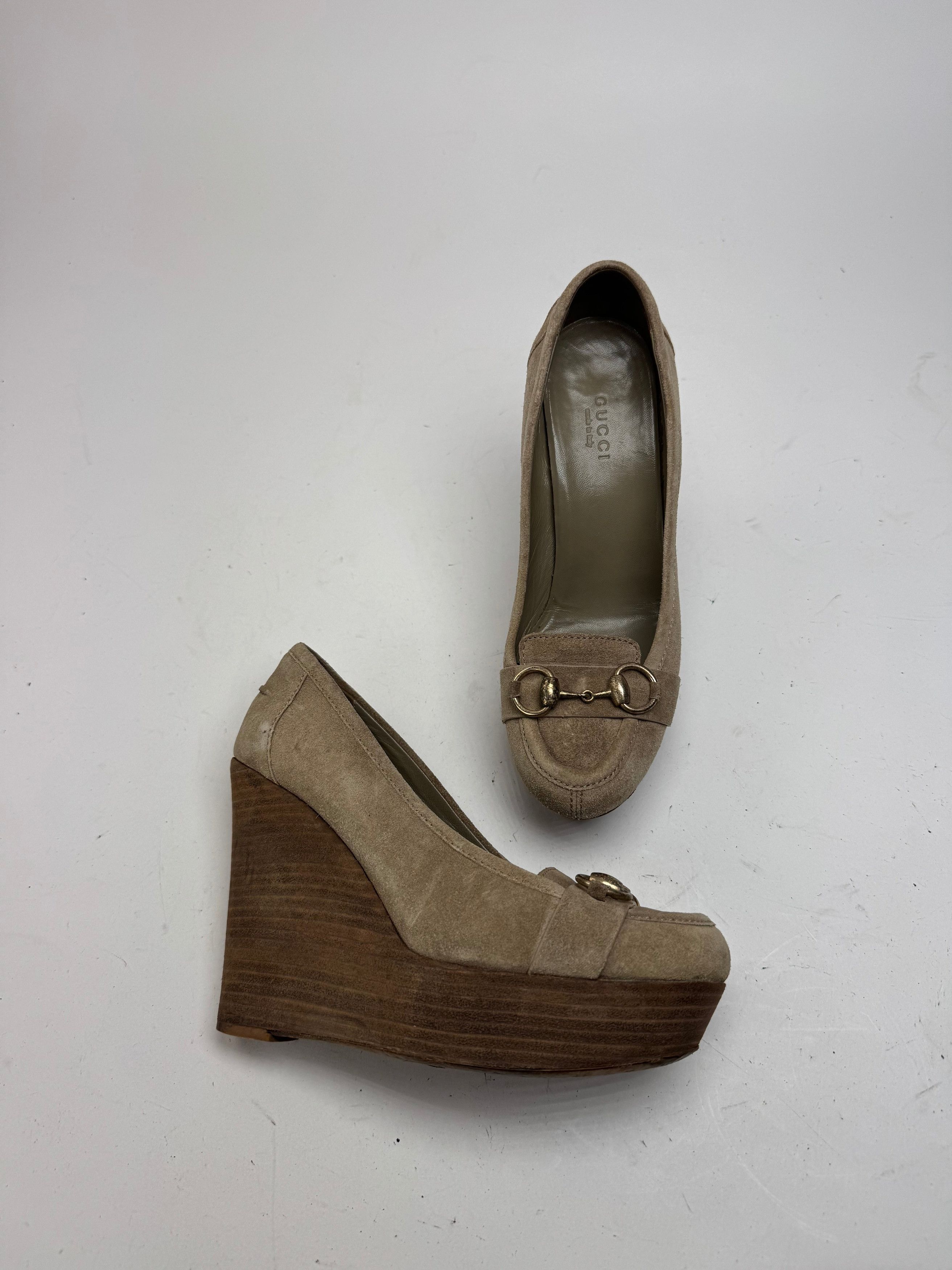 Vintage Suede Horsebit pumps EU37,5 grey