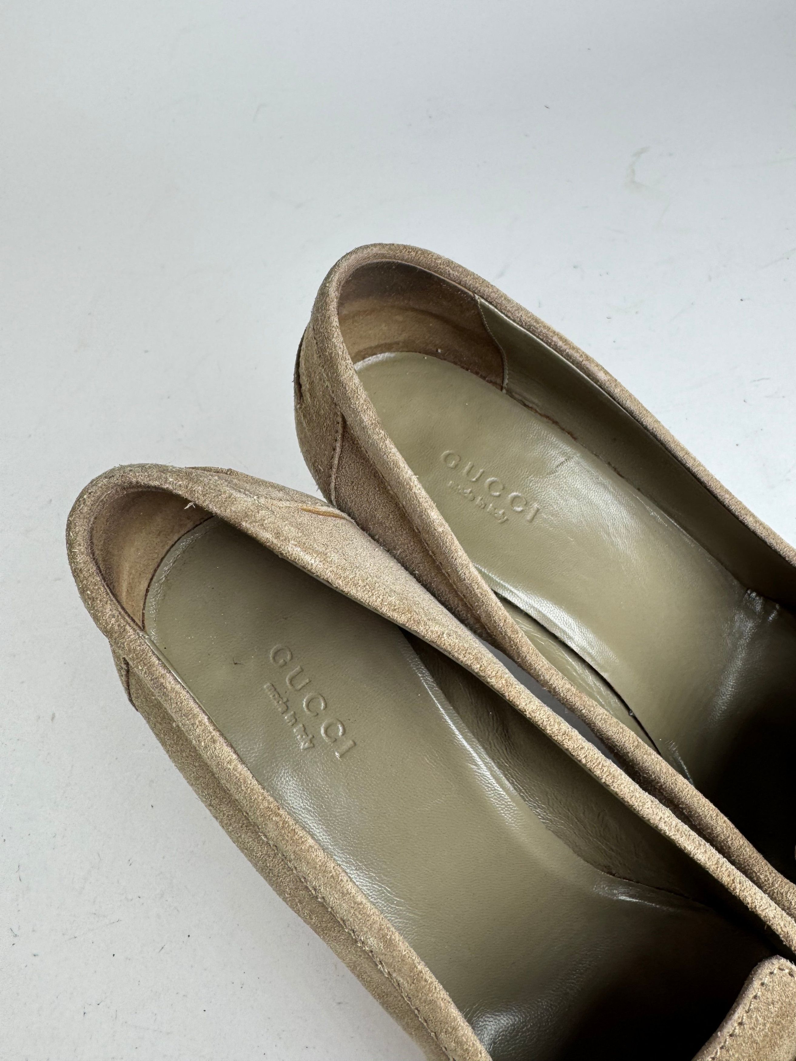 Vintage Suede Horsebit pumps EU37,5 grey