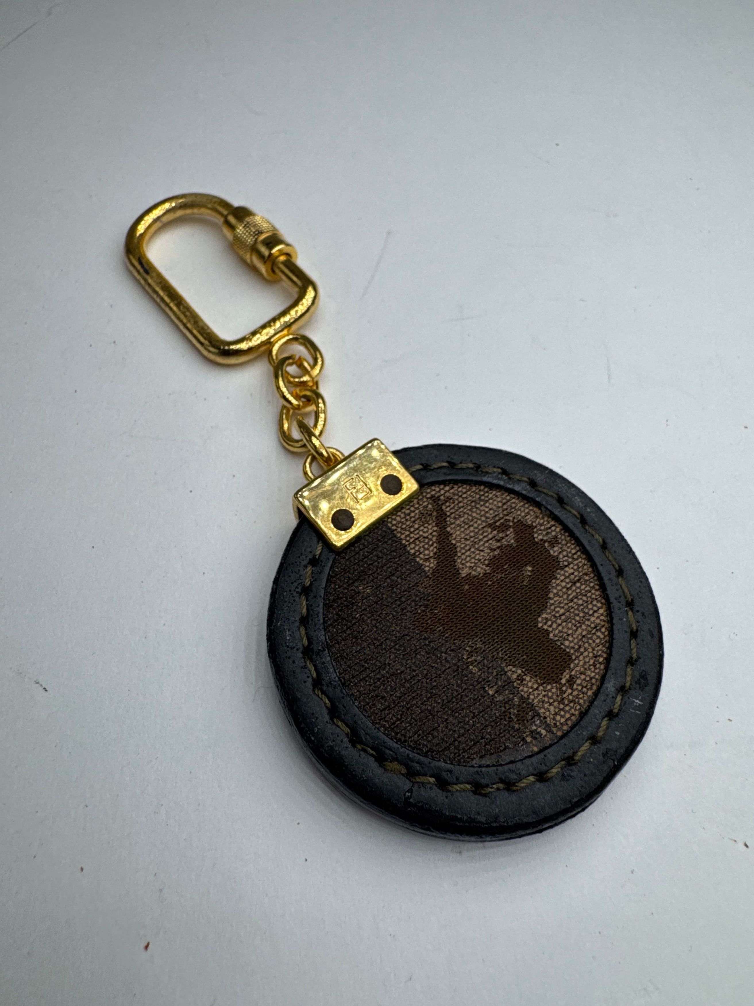 Fendi Vintage Roma Keychain Brown Golden Size ONE SIZE - 8 Thumbnail