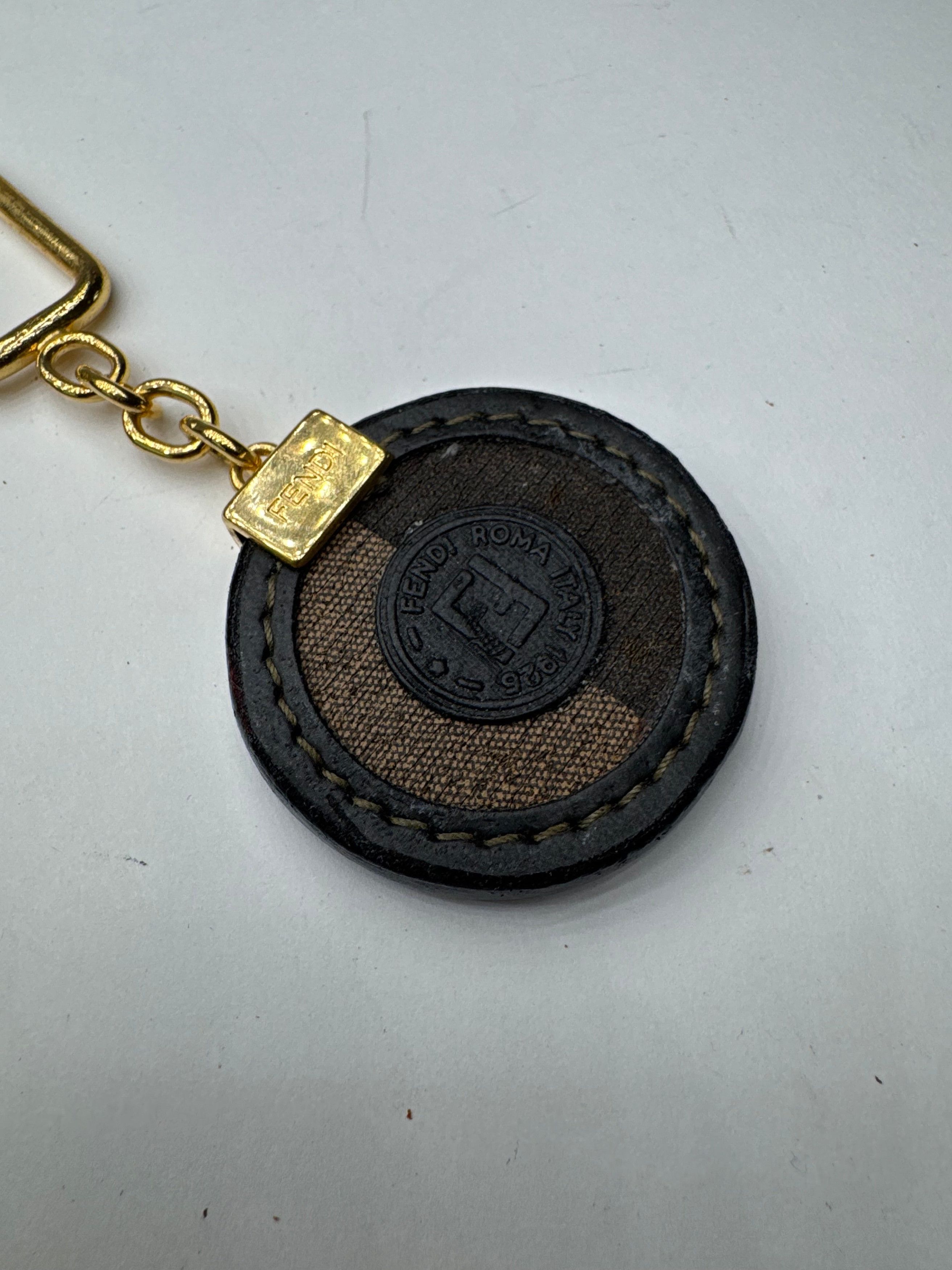 Fendi Vintage Roma Keychain Brown Golden Size ONE SIZE - 11 Thumbnail