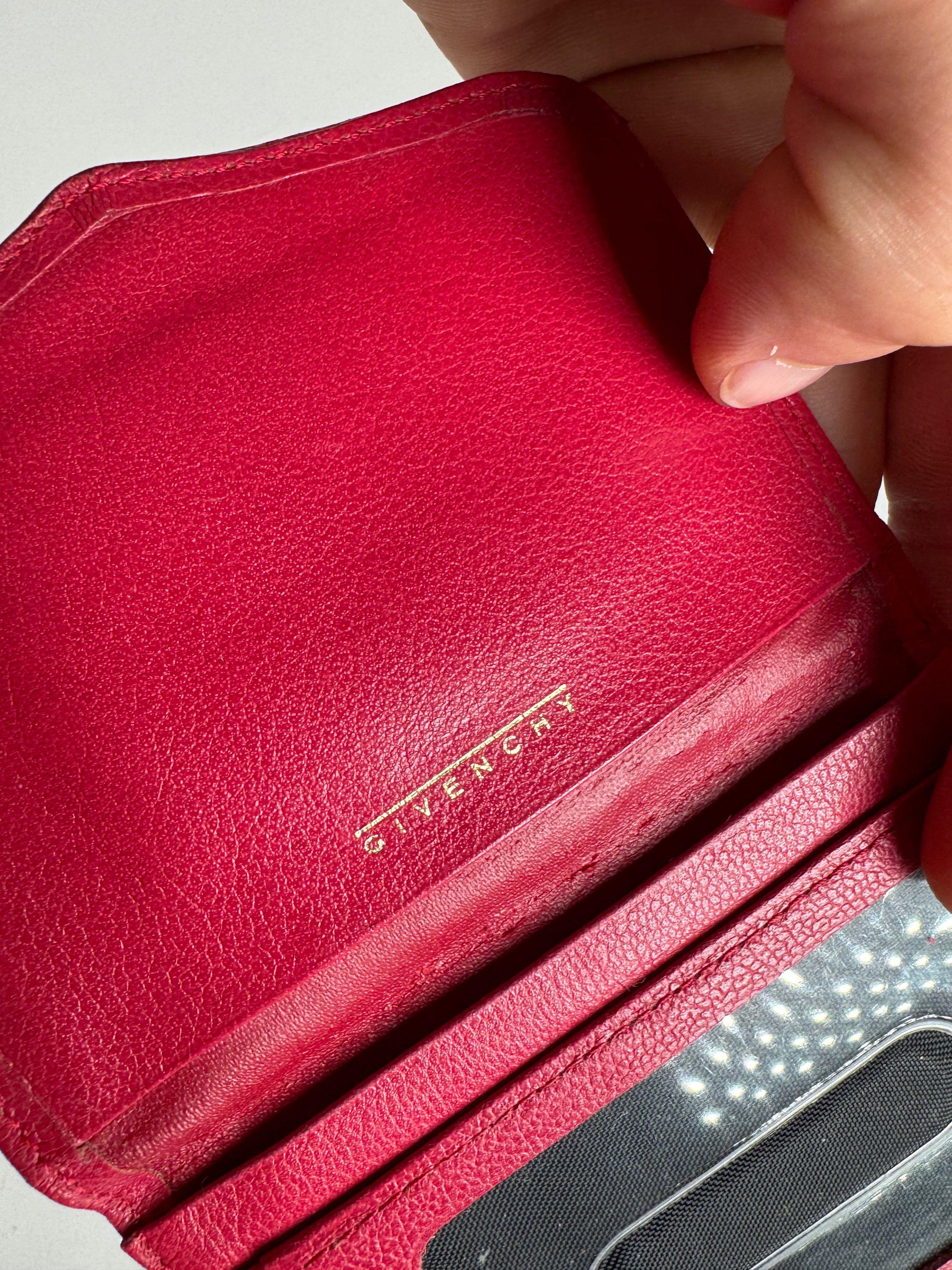Givenchy Vintage Leather Card Holder Red Size ONE SIZE - 4 Thumbnail