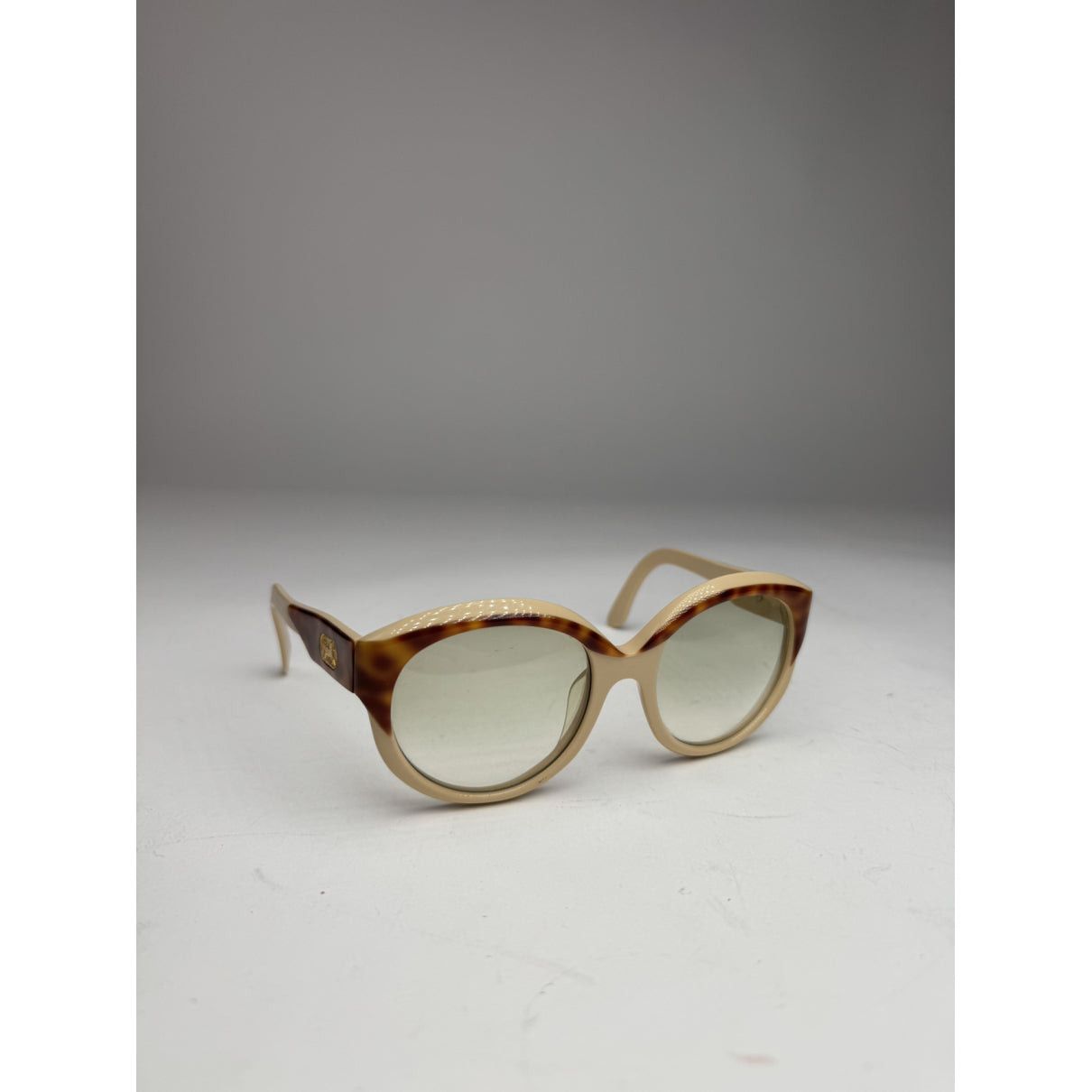 Celine Beige Plastic Sunglasses Size ONE SIZE - 2 Thumbnail