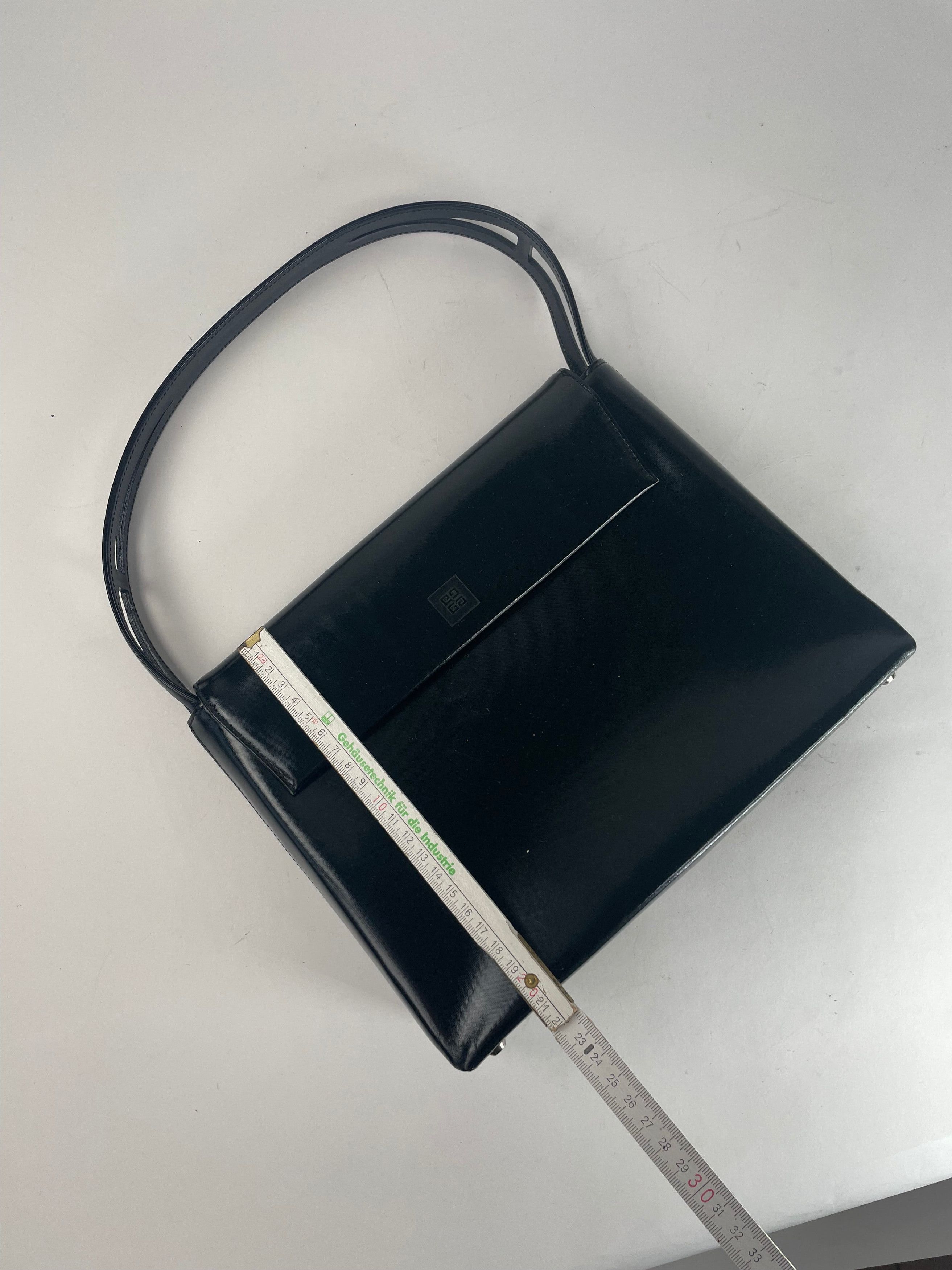 Givenchy Vintage 4G Patent Leather Bag Black Size ONE SIZE - 8 Thumbnail