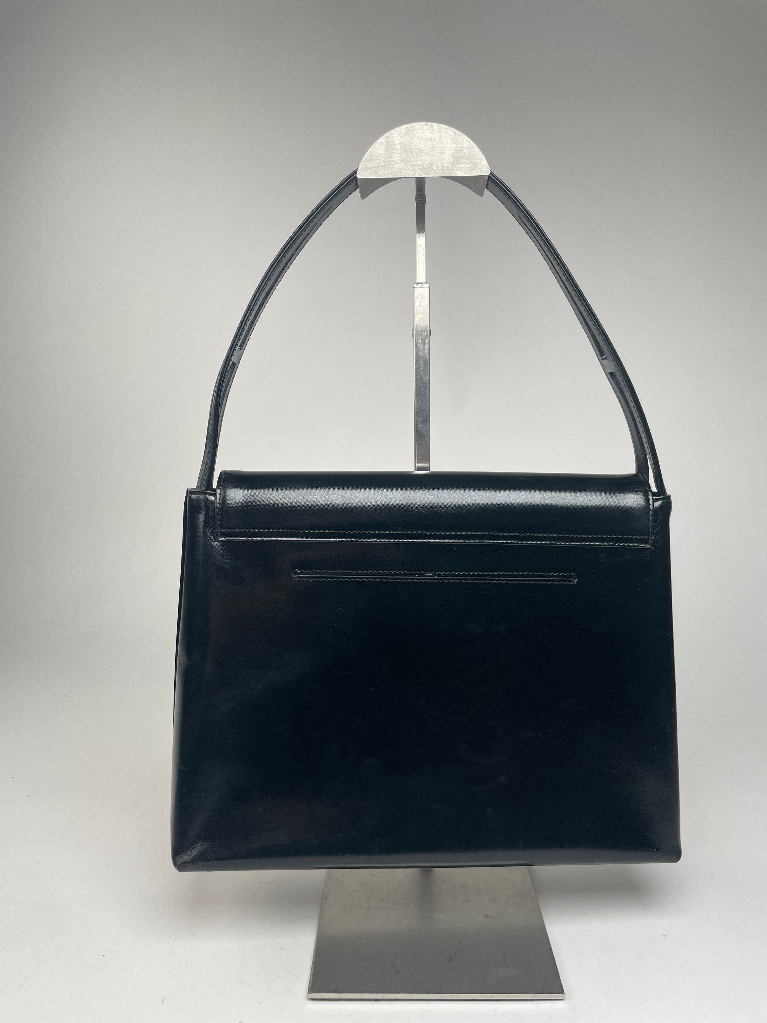 Givenchy Vintage 4G Patent Leather Bag Black Size ONE SIZE - 2 Thumbnail