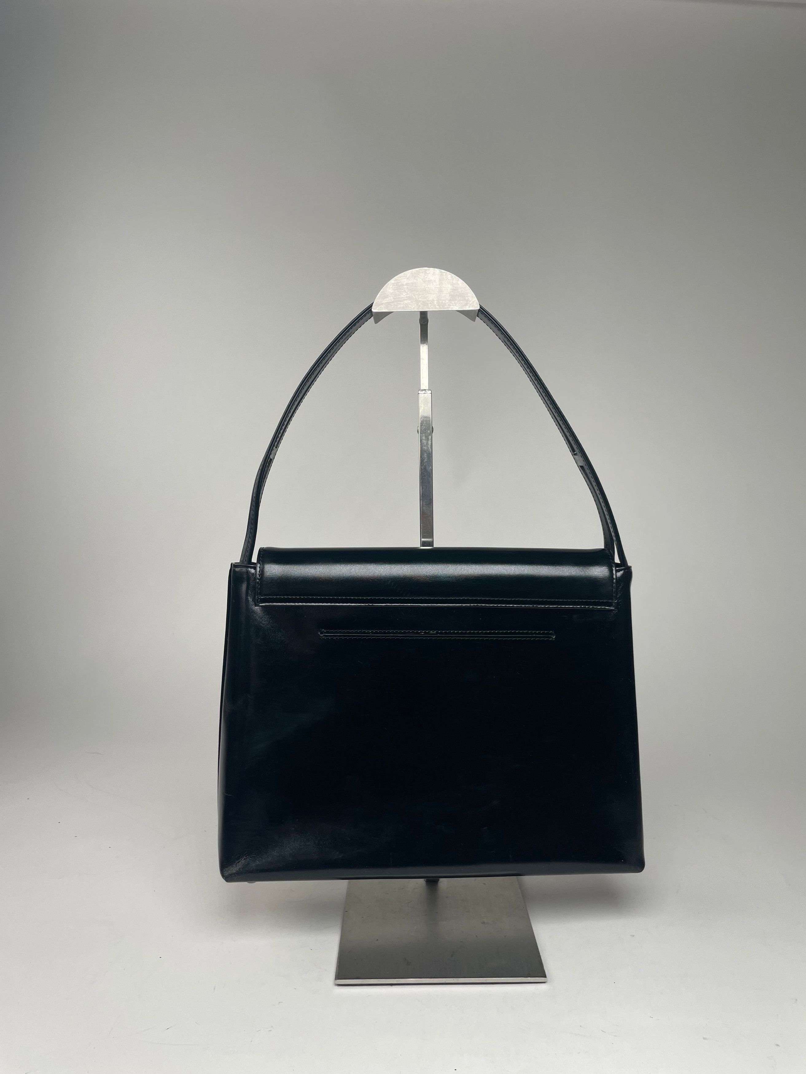 Givenchy Vintage 4G Patent Leather Bag Black Size ONE SIZE - 10 Thumbnail