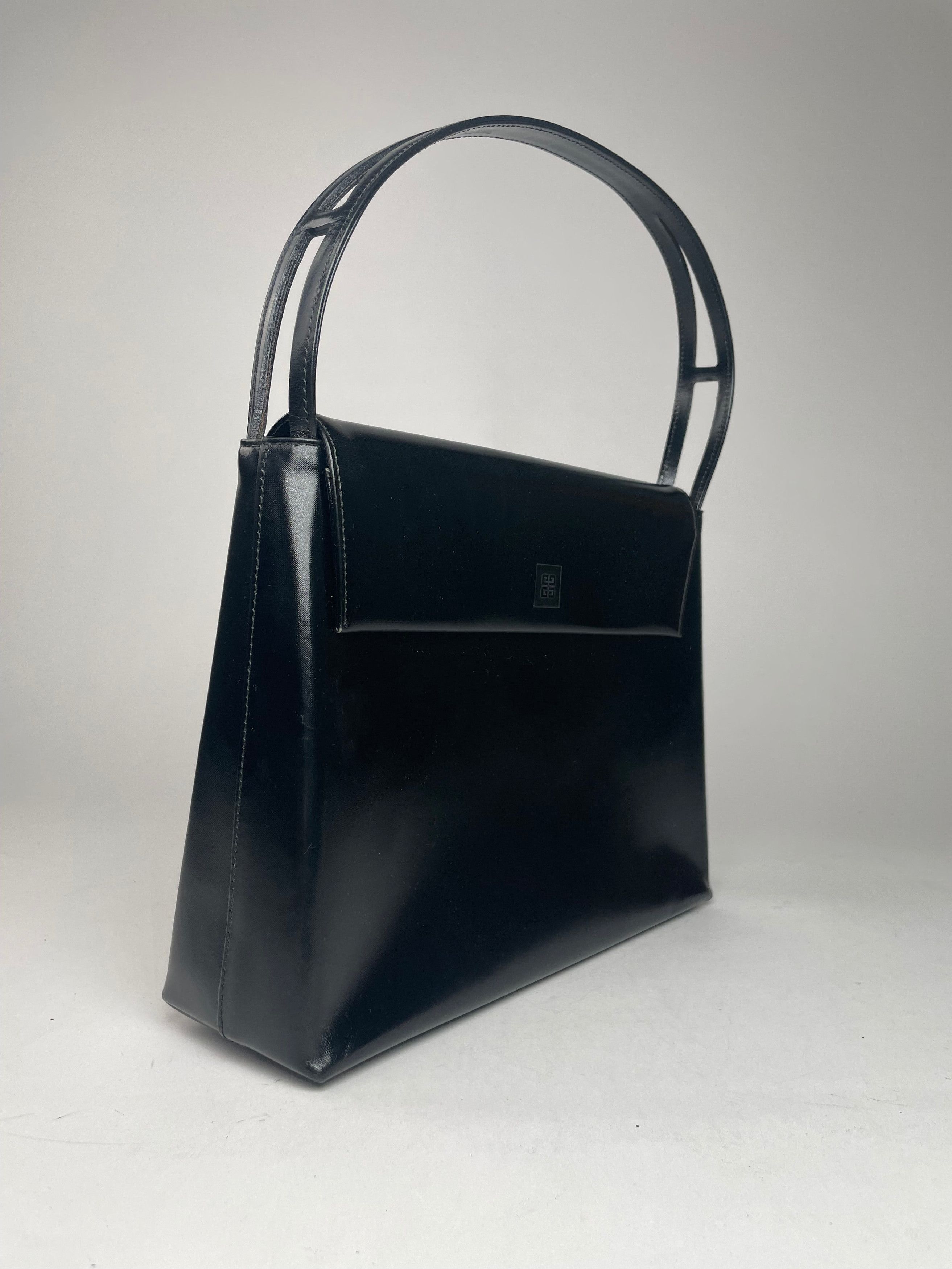 Givenchy Vintage 4G Patent Leather Bag Black Size ONE SIZE - 3 Thumbnail