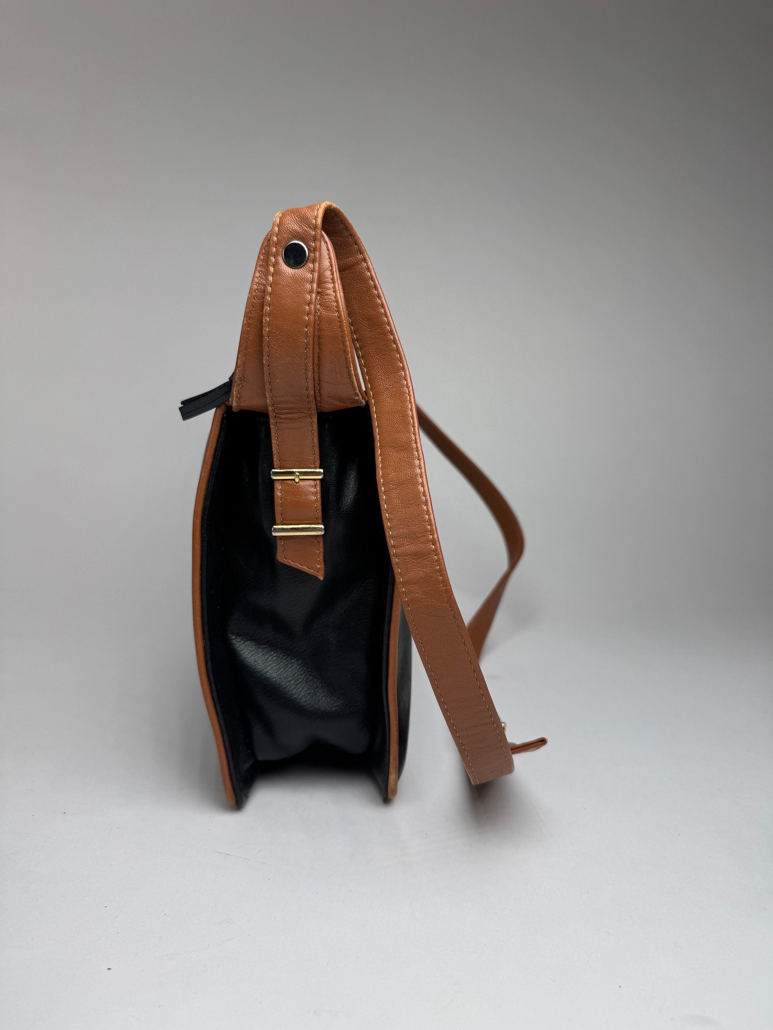 Givenchy Vintage 4G leather Bag black brown Size ONE SIZE - 10 Thumbnail