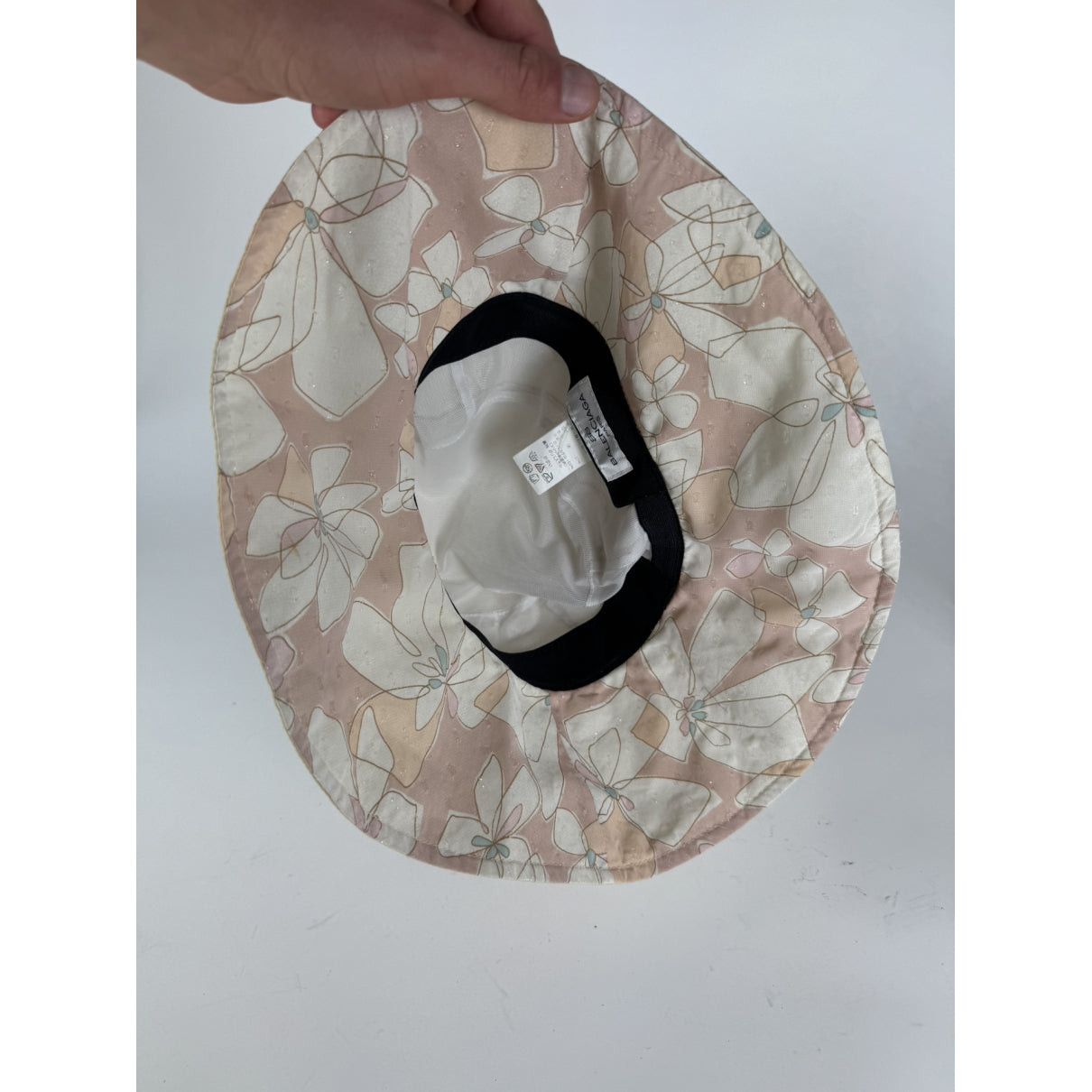 Balenciaga Beige Polyester Hat Size ONE SIZE - 2 Thumbnail