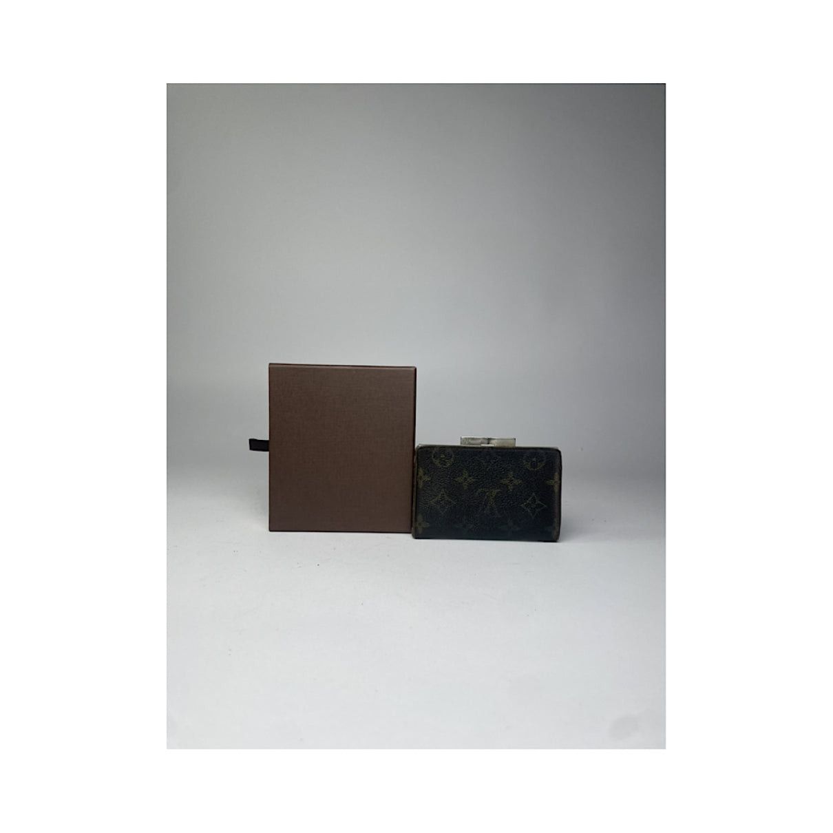 Louis Vuitton Juliette Brown Leather Wallet Size ONE SIZE - 3 Thumbnail