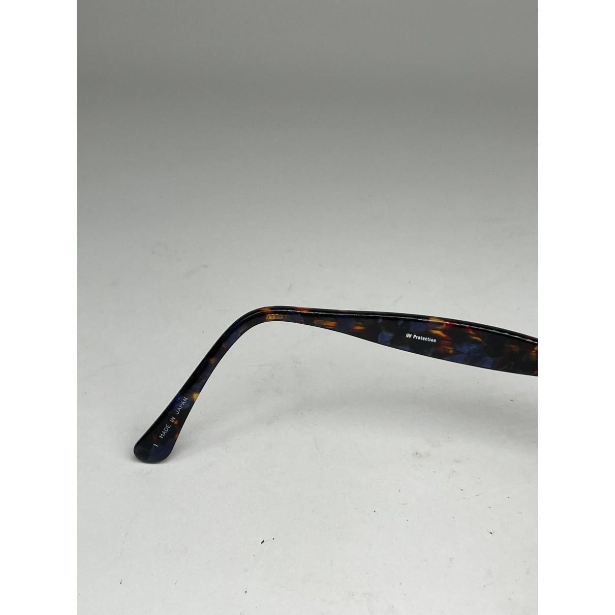 Yves Saint Laurent Black Plastic Sunglasses Size ONE SIZE - 5 Thumbnail