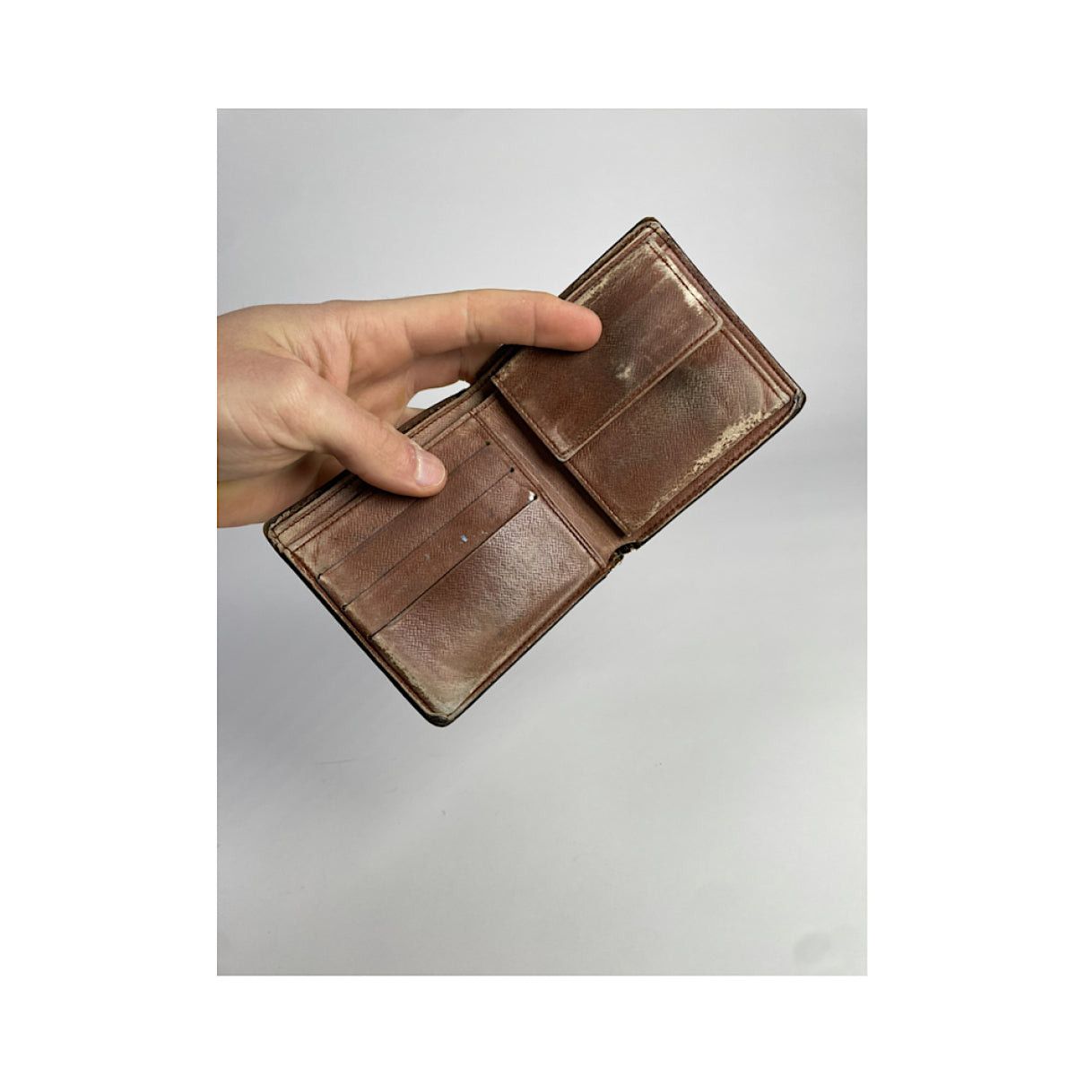 Louis Vuitton Brown Leather Purse Size ONE SIZE - 3 Thumbnail