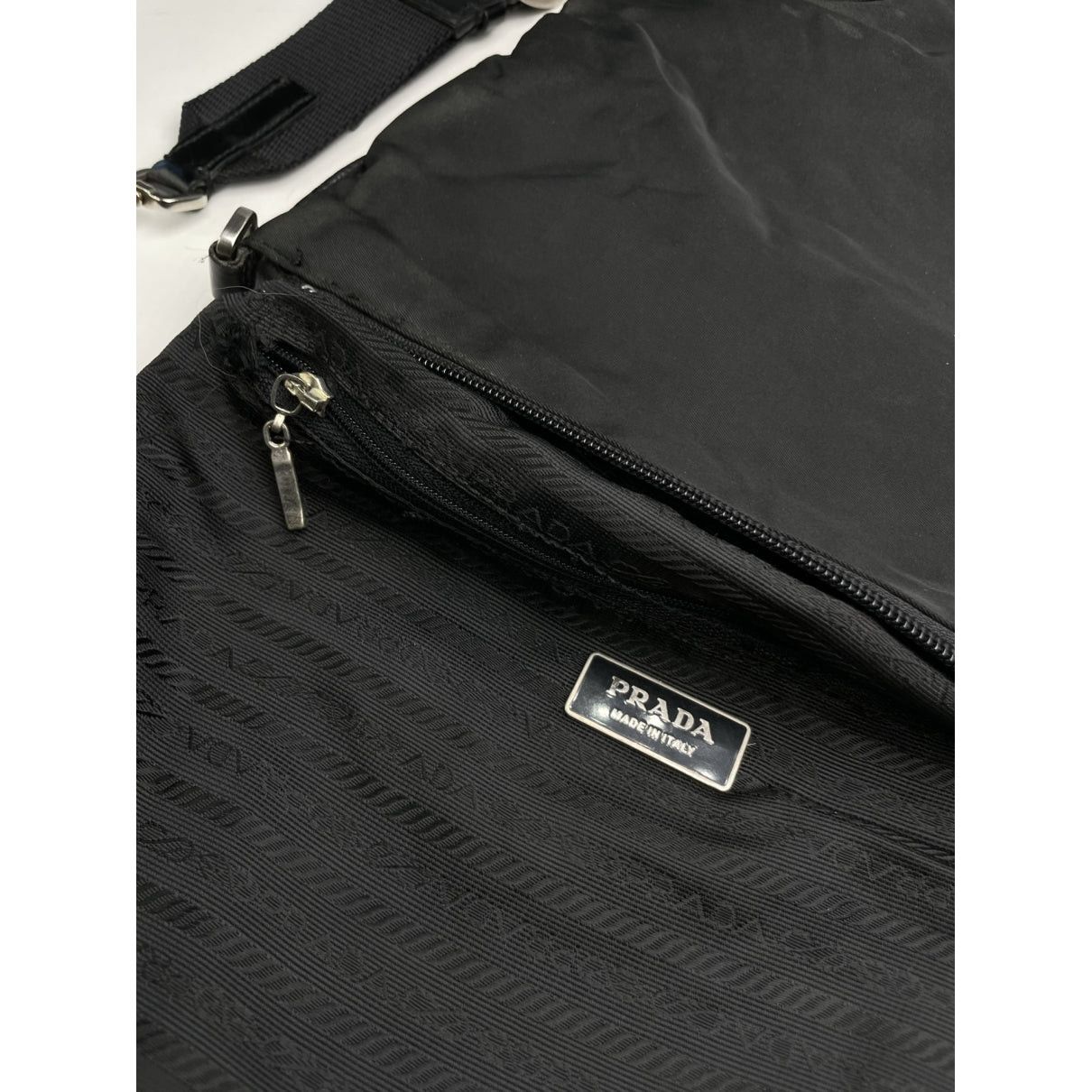 Prada Re-Edition 2000 Double Zip Black Polyester Handbag Size ONE SIZE - 3 Thumbnail