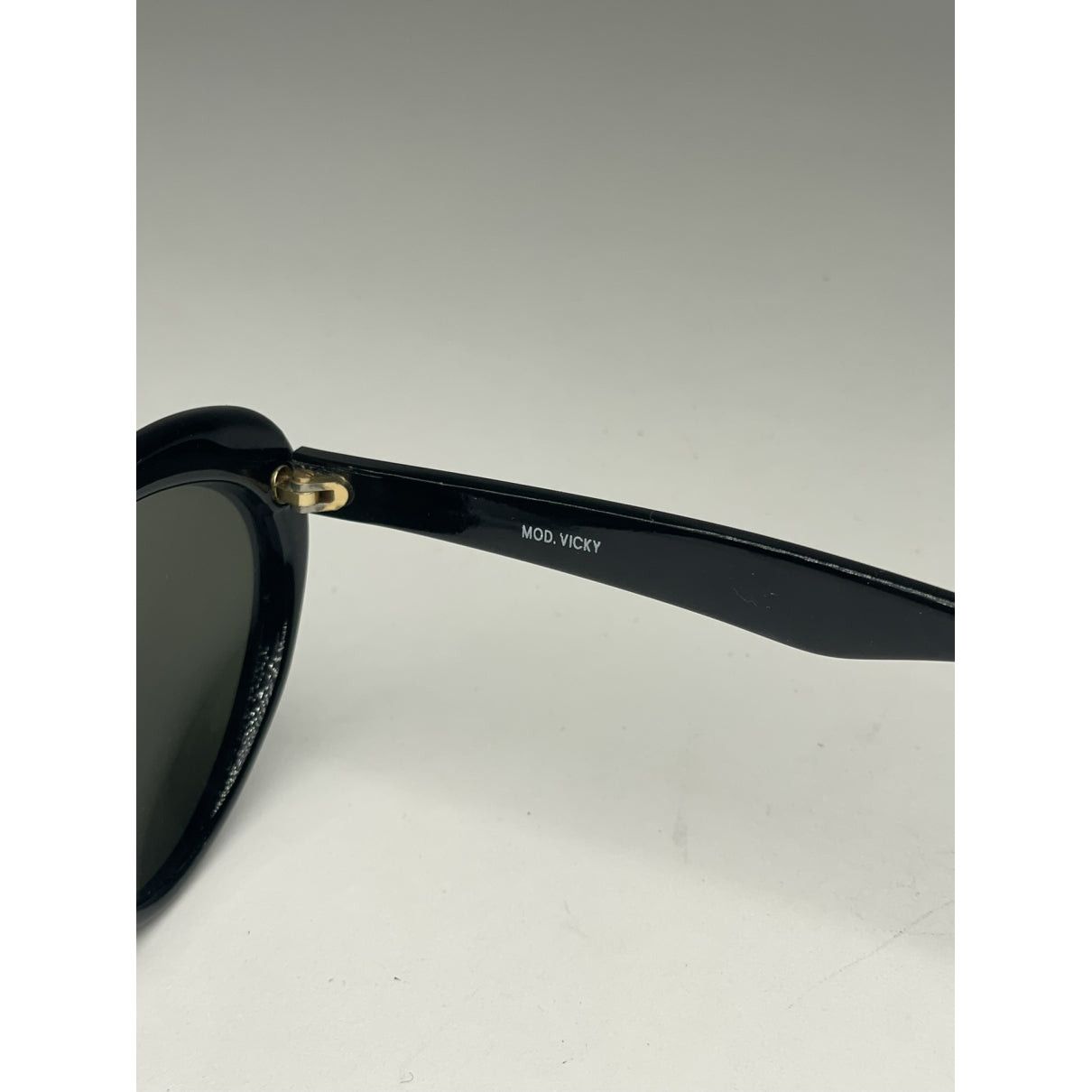 Bottega Veneta Black Plastic Sunglasses Size ONE SIZE - 2 Thumbnail