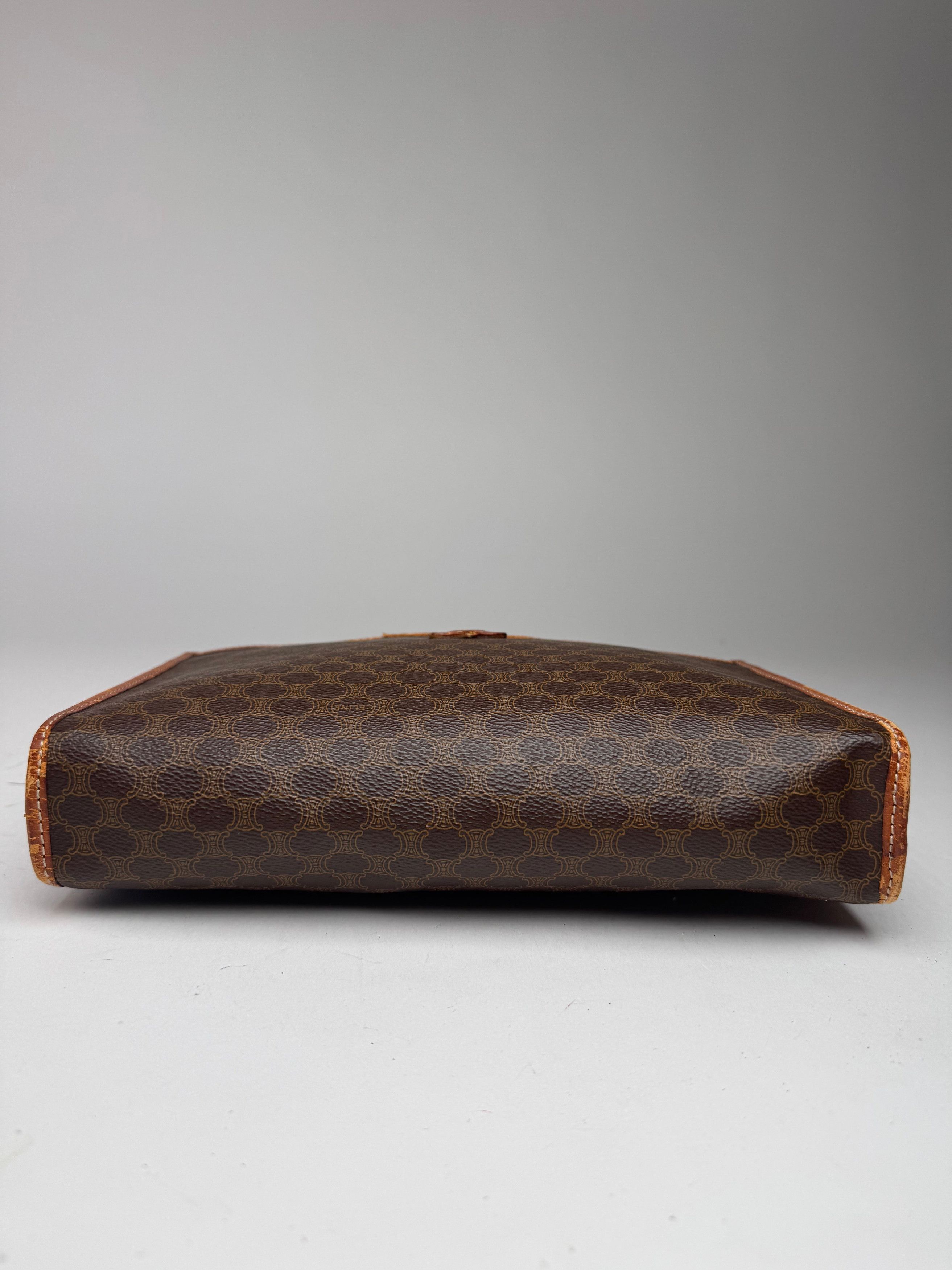 Celine Vintage Paris Leather Monogram Clutch brown Size ONE SIZE - 4 Thumbnail