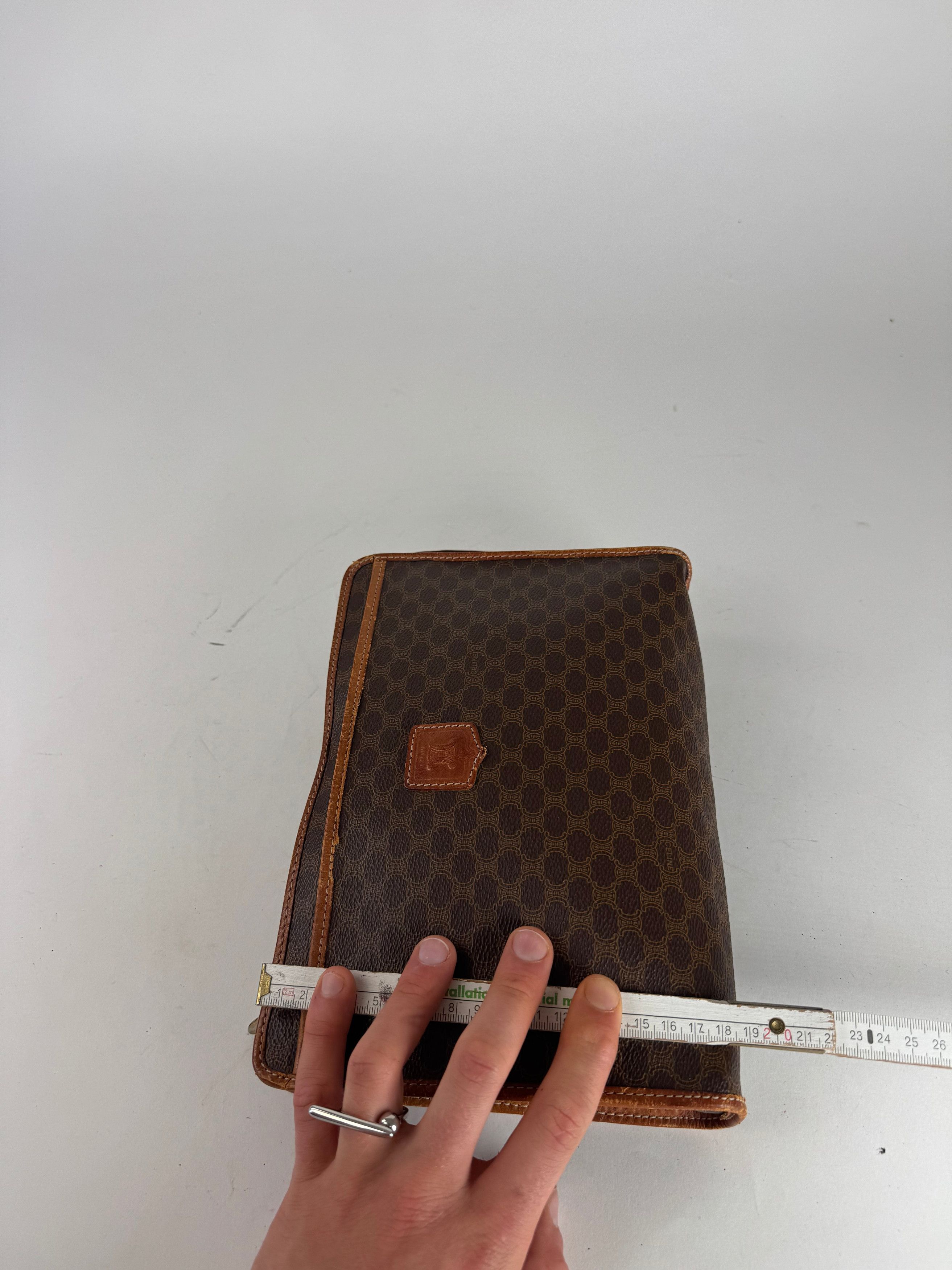 Celine Vintage Paris Leather Monogram Clutch brown Size ONE SIZE - 10 Thumbnail