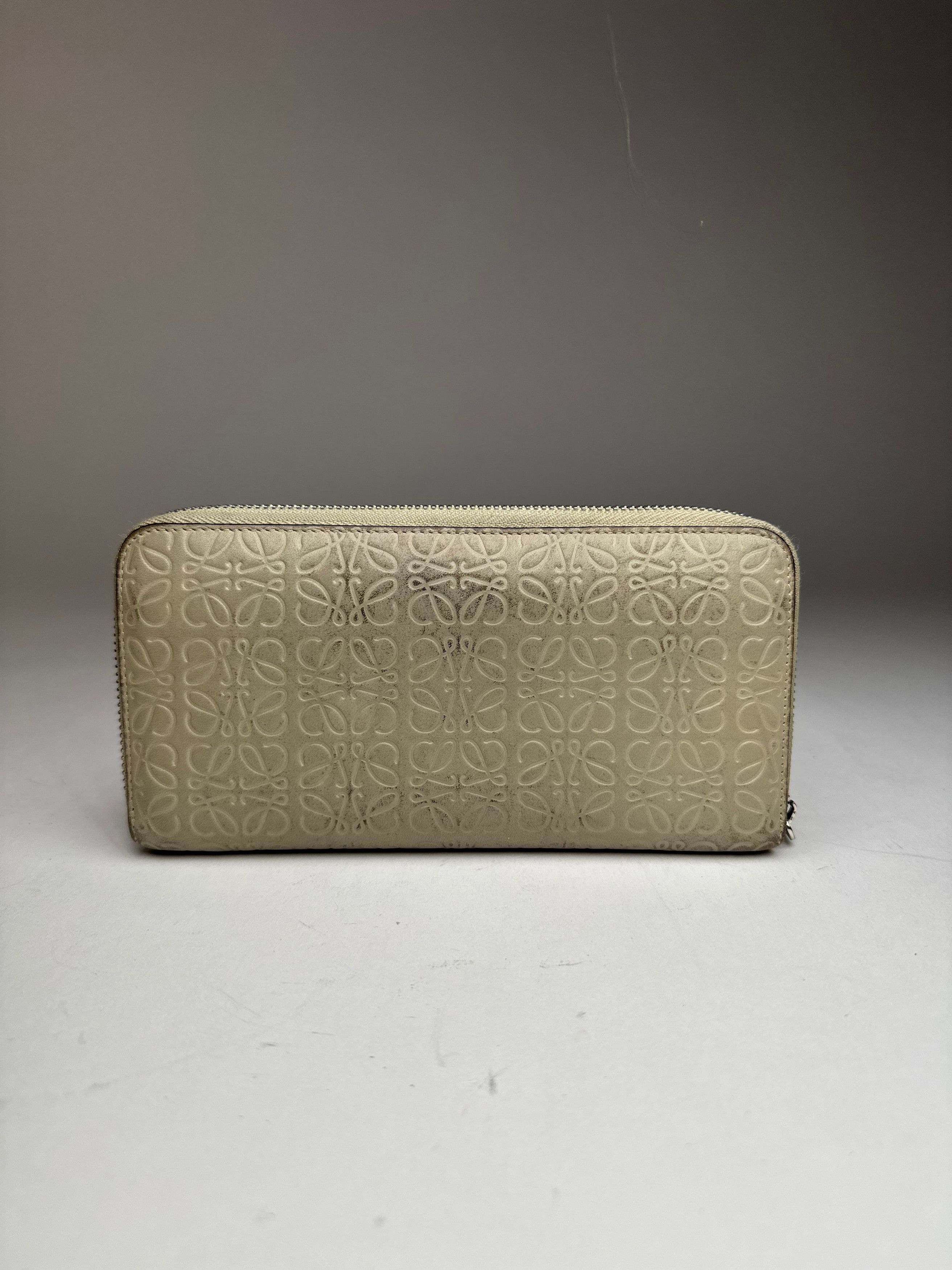 Loewe Vintage Madrid Monogram Leather Wallet grey Size ONE SIZE - 8 Thumbnail