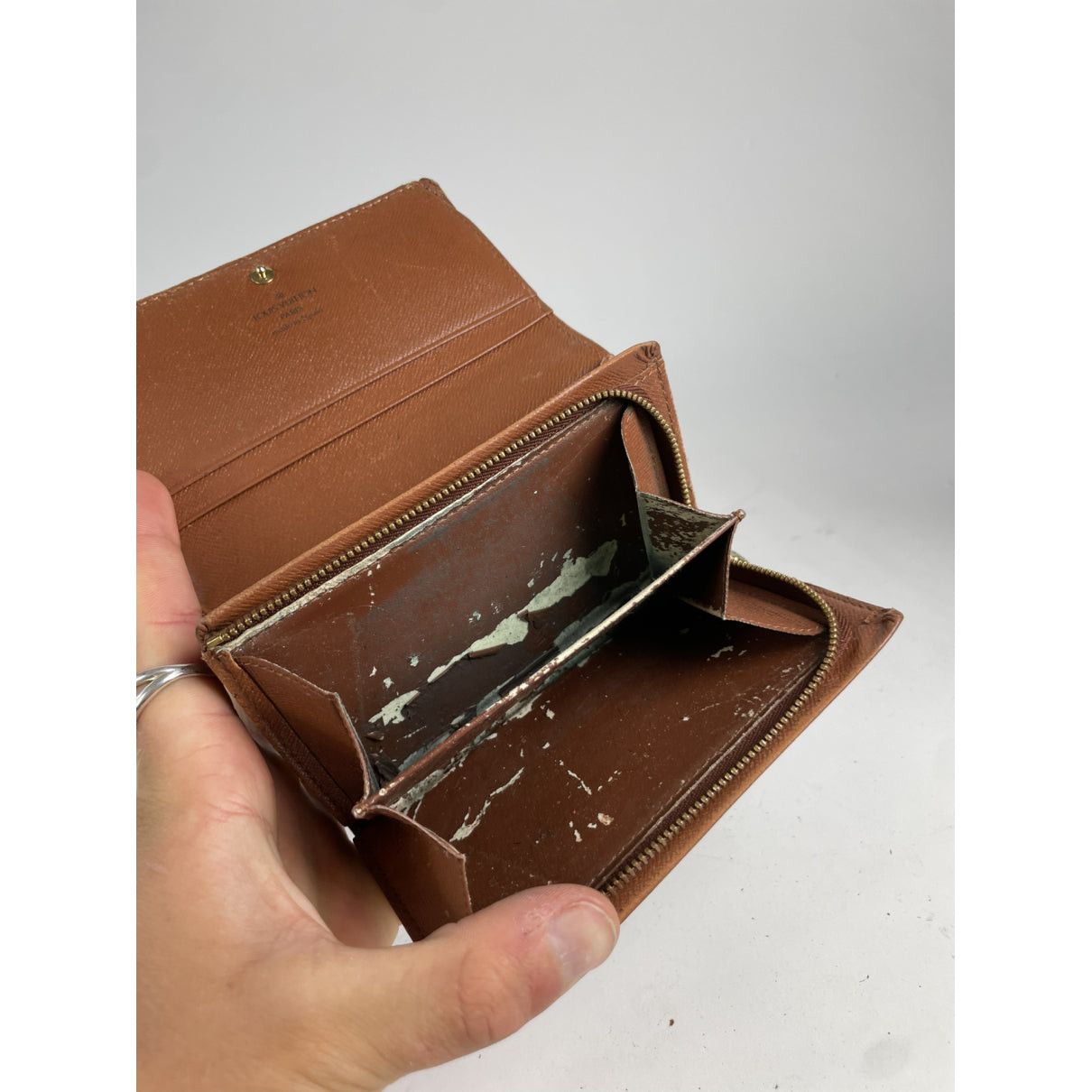 Louis Vuitton Juliette Brown Leather Wallet Size ONE SIZE - 5 Thumbnail