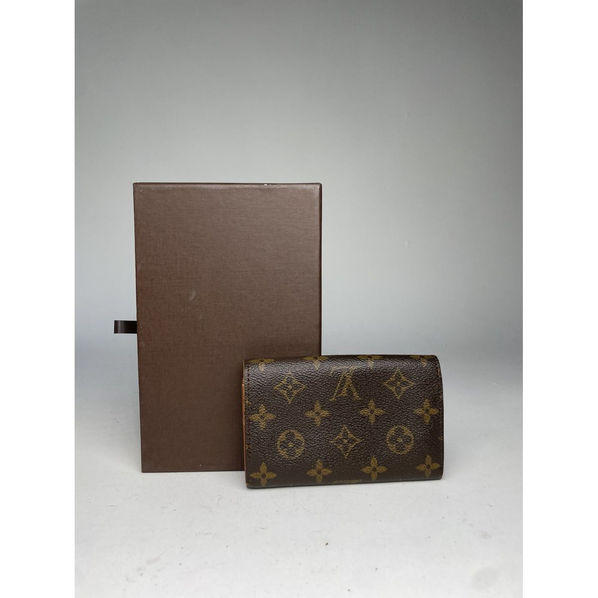 Louis Vuitton Juliette Brown Leather Wallet Size ONE SIZE - 3 Thumbnail
