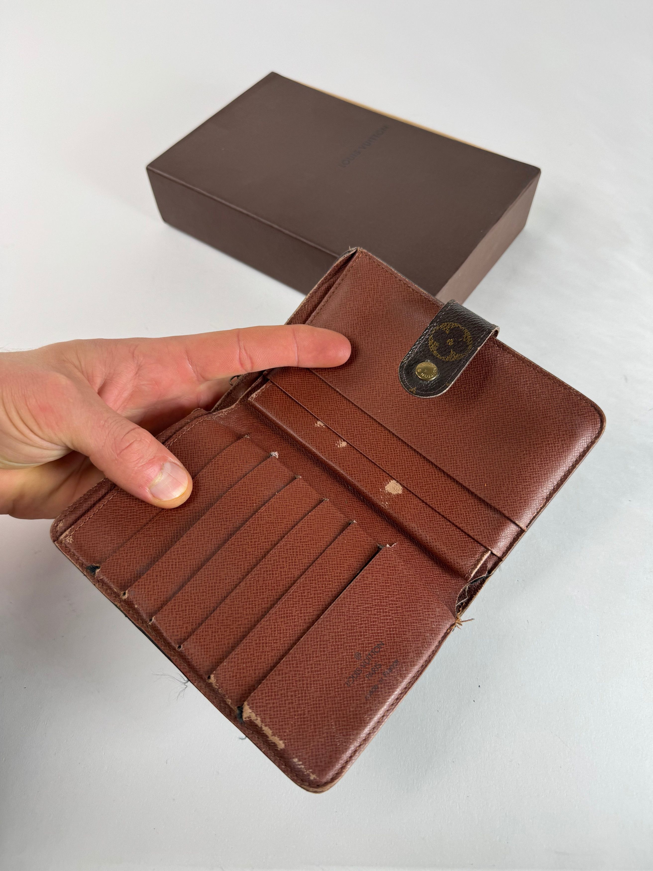 Louis Vuitton Vintage Leather Monogram Wallet Brown Size ONE SIZE - 3 Thumbnail