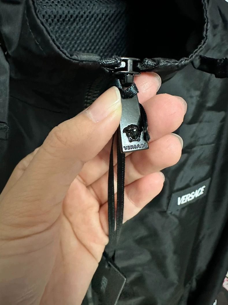 Versace Versace Men's Black Jacket with Drawstring - dmc Size US L / EU 52-54 / 3 - 6 Thumbnail