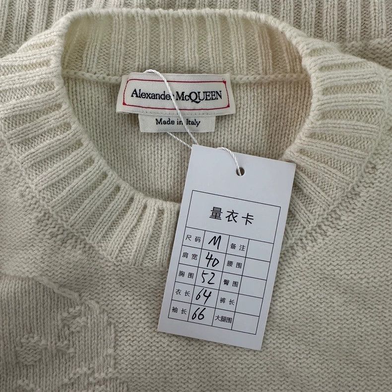 Alexander McQueen Alexander McQueen White Skull Sweater - dmc Size US M / EU 48-50 / 2 - 5 Thumbnail