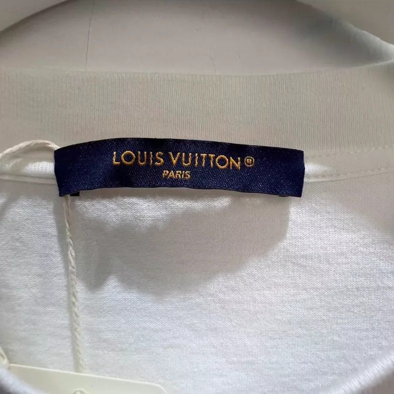 Louis Vuitton Louis Vuitton 24SS Shell Logo Short Sleeve Tee - dmc Size US L / EU 52-54 / 3 - 2 Thumbnail