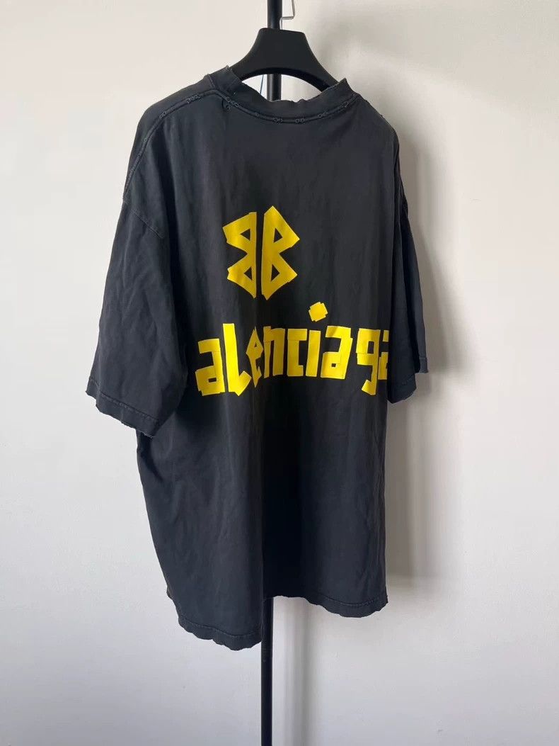 Balenciaga Balenciaga Tape Type Logo Print Tee - dmc Size US L / EU 52-54 / 3 - 2 Thumbnail