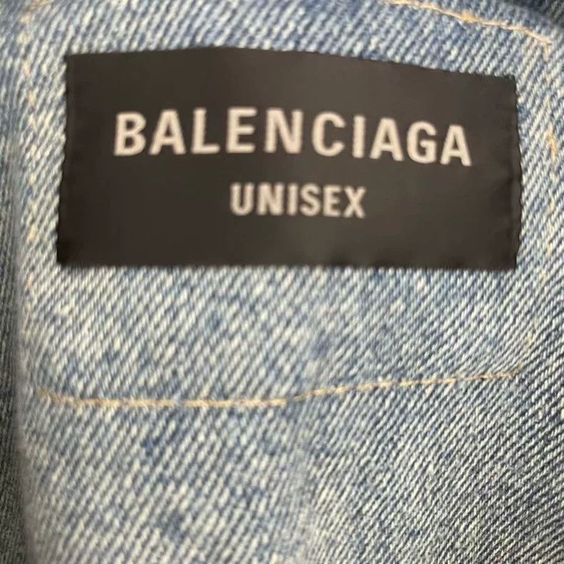 Balenciaga Balenciaga Washed Denim Jacket - dmc Size US M / EU 48-50 / 2 - 5 Thumbnail