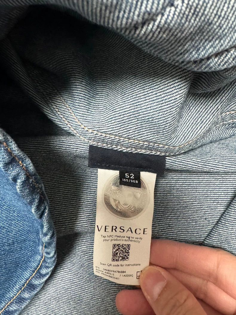 Versace Versace Denim Jacket with Greek Key Design - dmc Size US XL / EU 56 / 4 - 7 Thumbnail